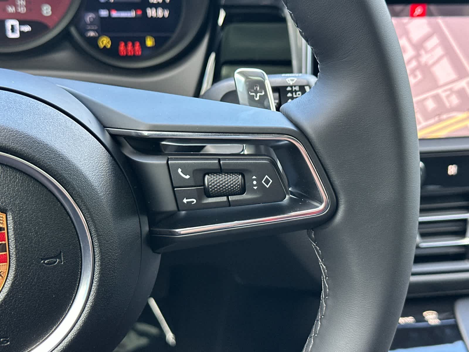 Thumbnail: 2026 Porsche Macan - 28