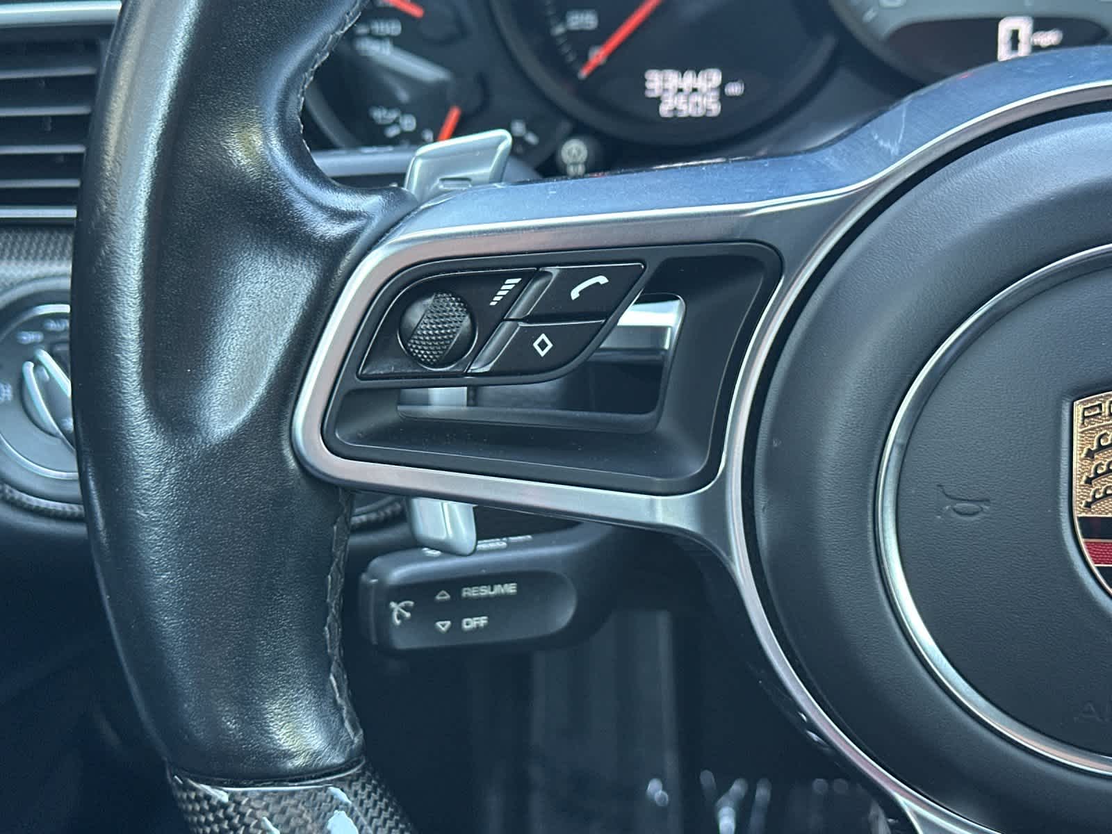 Thumbnail: 2017 Porsche 911 - 23