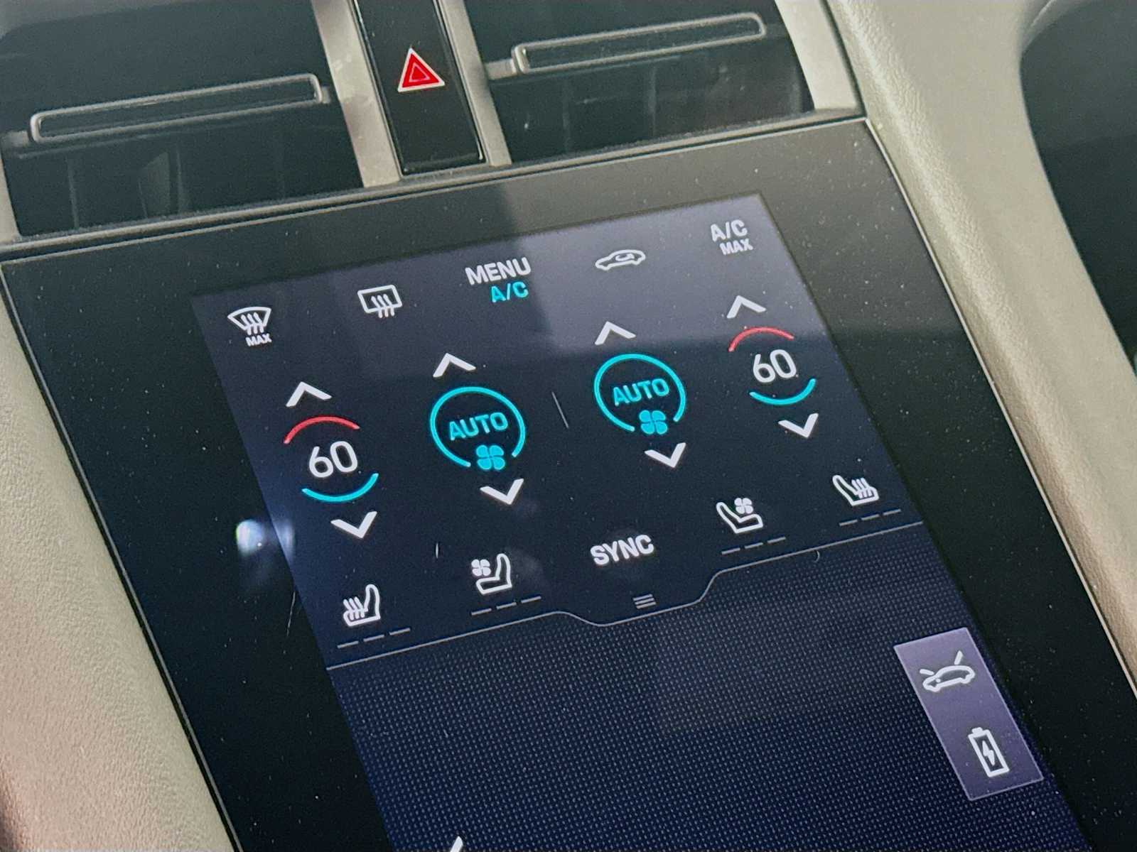 Thumbnail: 2023 Porsche Taycan - 16