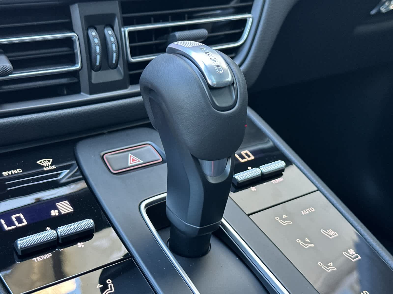 Thumbnail: 2026 Porsche Macan - 24