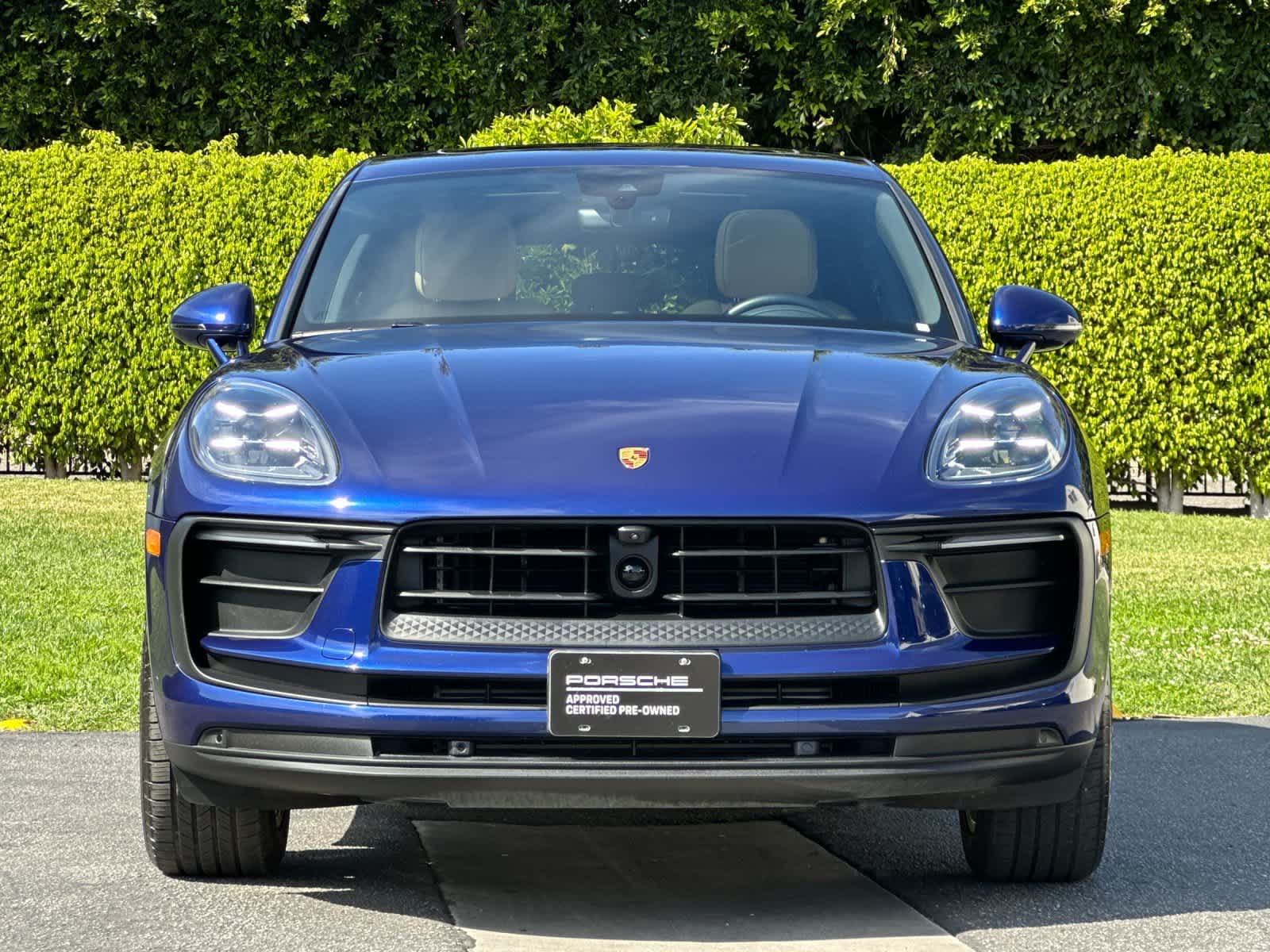 Thumbnail: 2025 Porsche Macan - 11