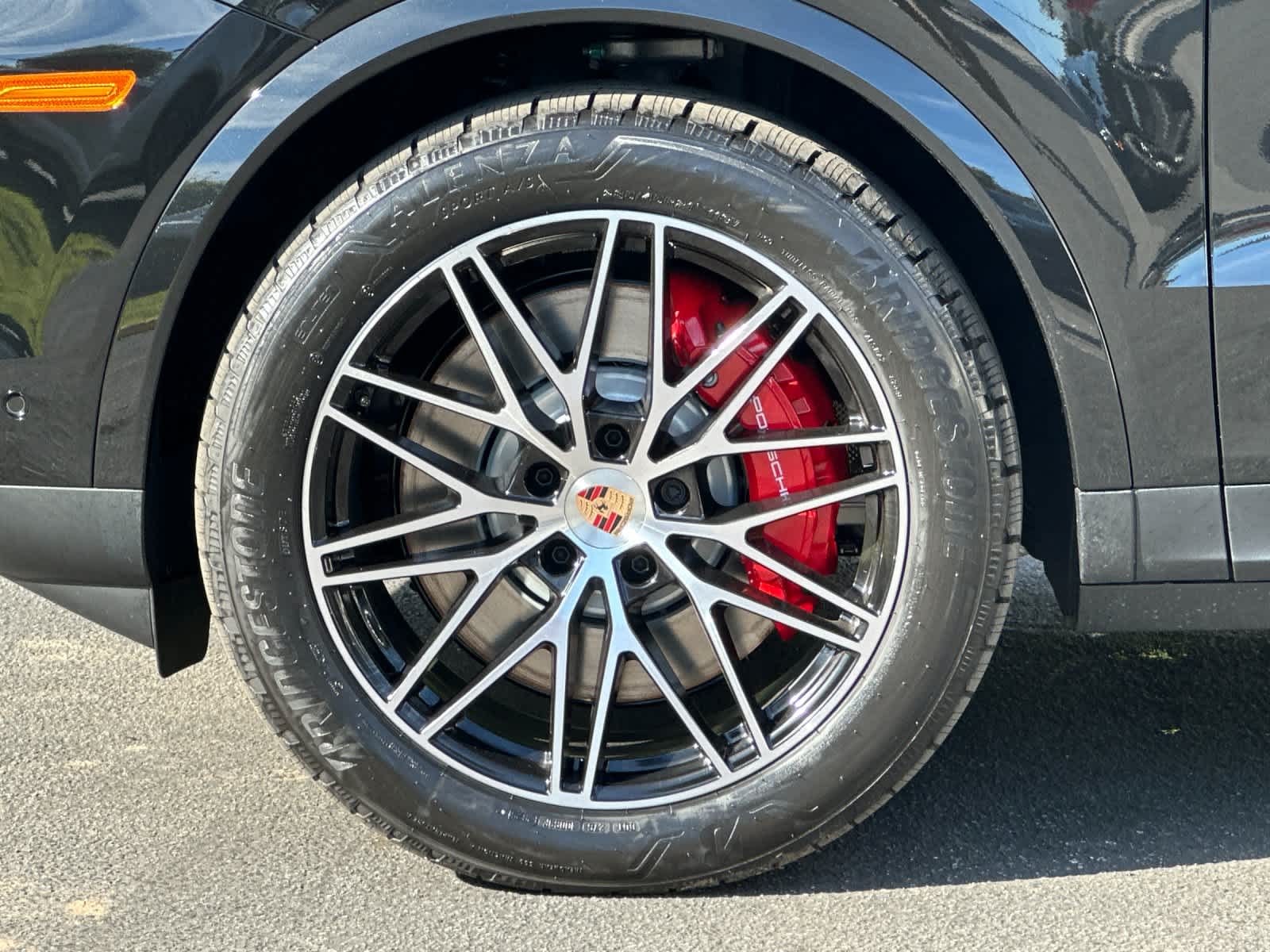 Thumbnail: 2026 Porsche Cayenne - 32