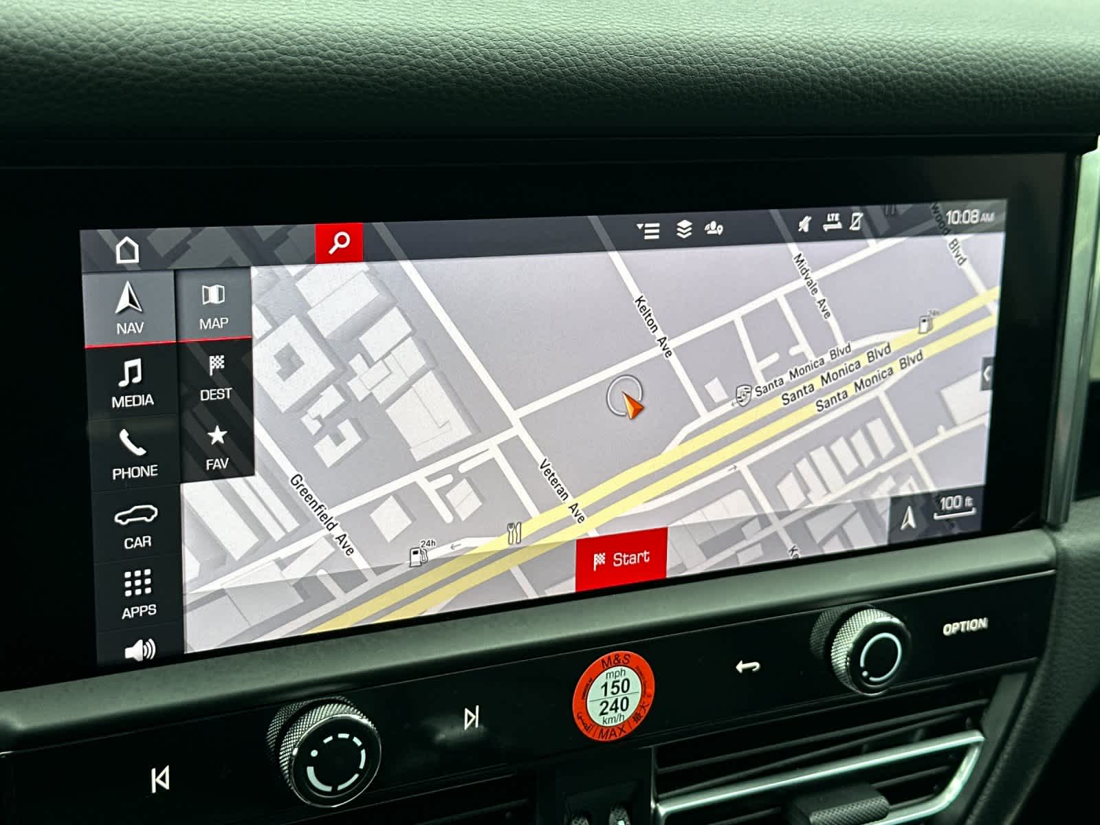 Thumbnail: 2025 Porsche Macan - 21