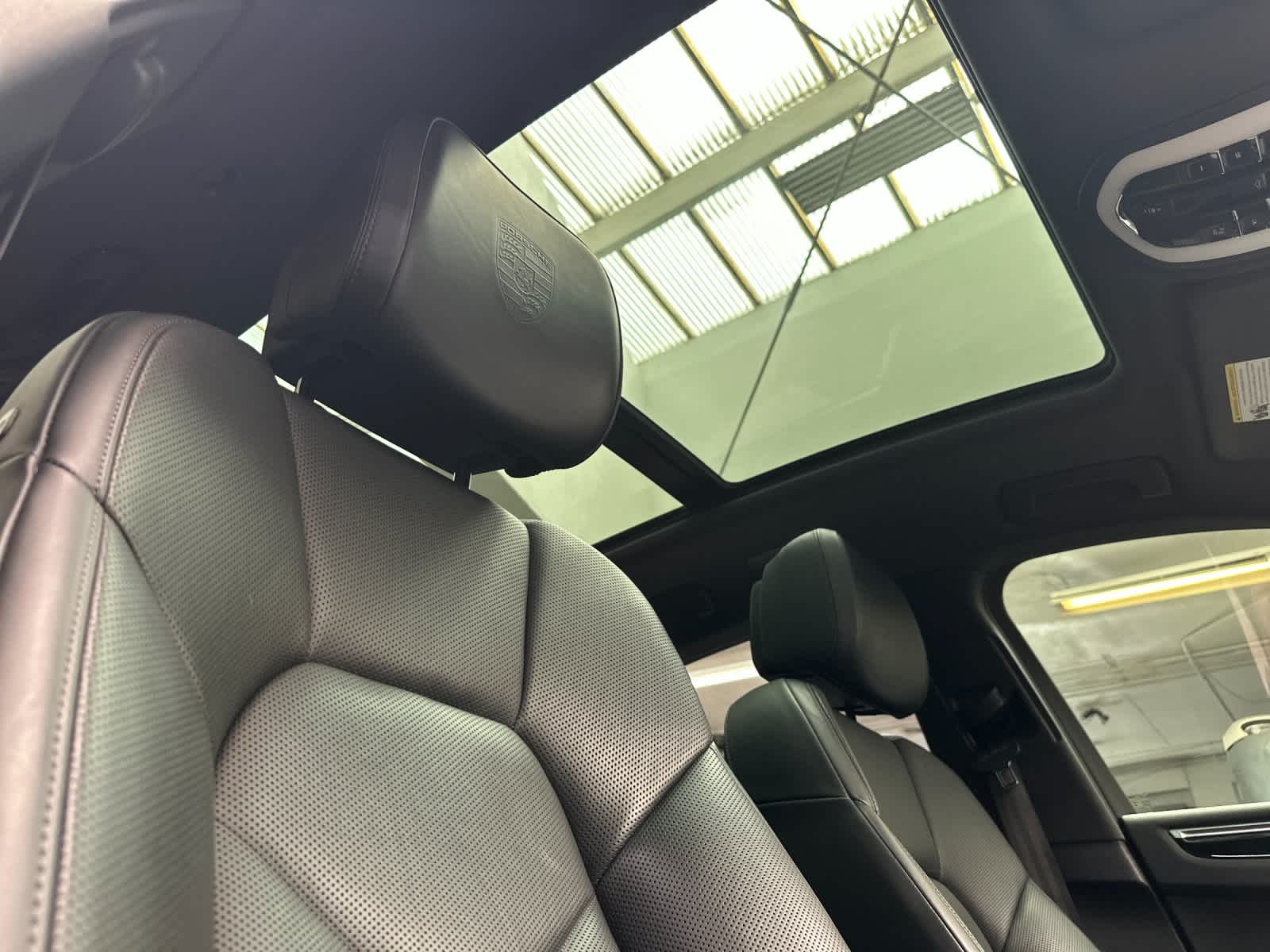 Thumbnail: 2024 Porsche Macan - 18