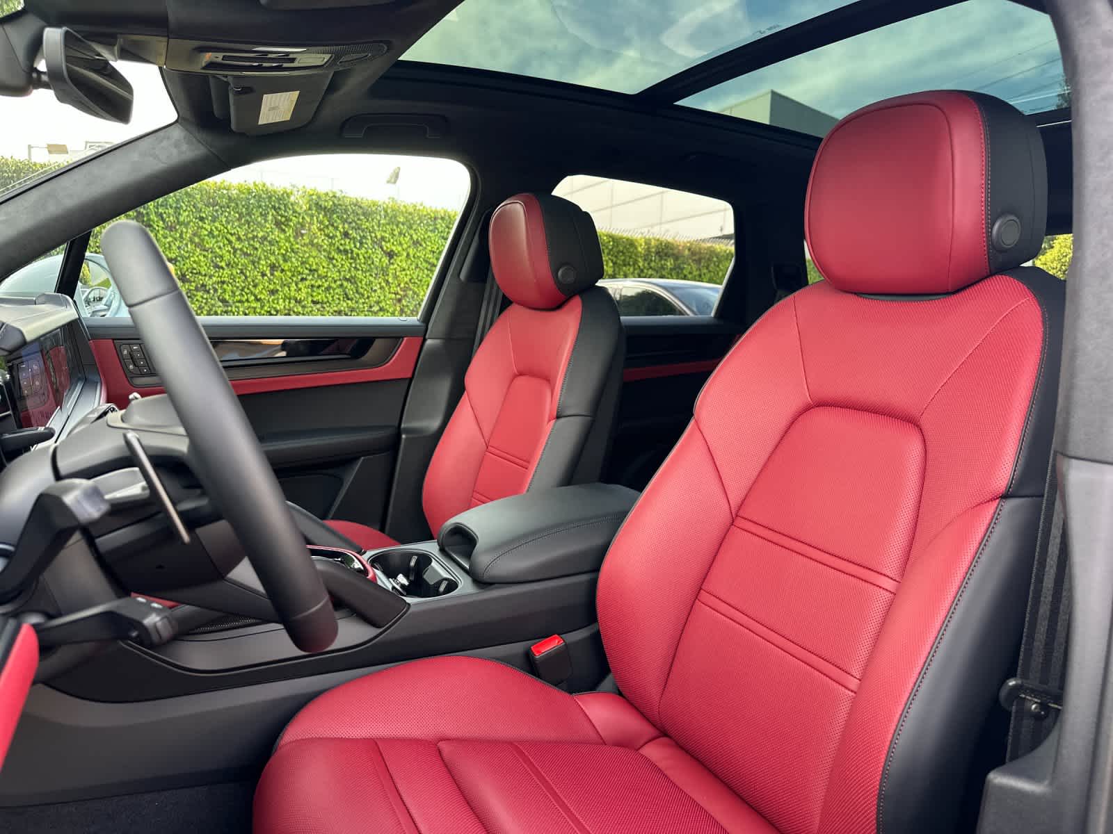 Thumbnail: 2026 Porsche Cayenne - 5