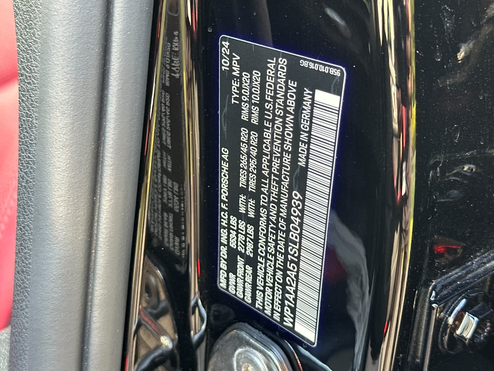 Thumbnail: 2025 Porsche Macan - 34