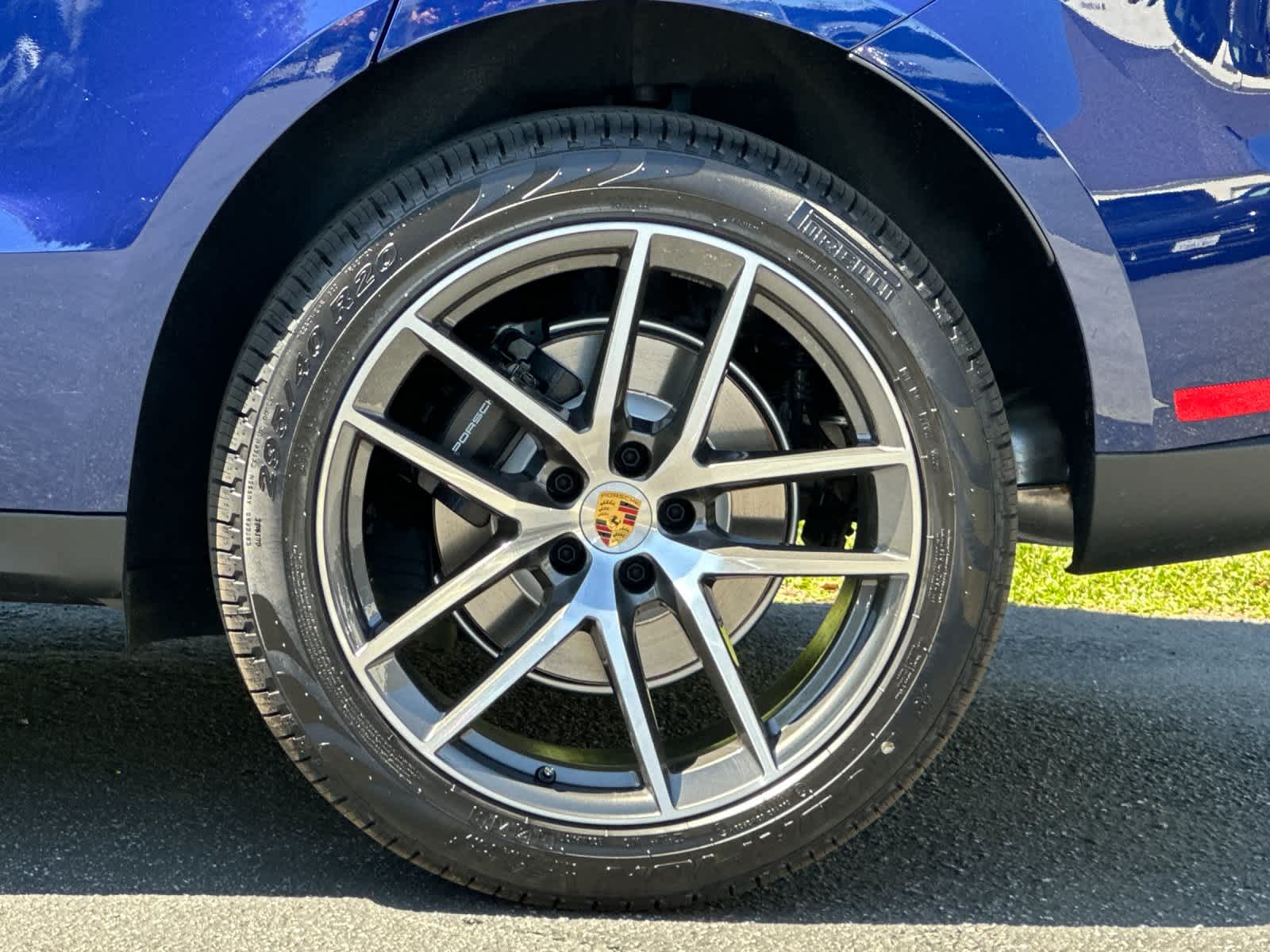 Thumbnail: 2026 Porsche Macan - 31