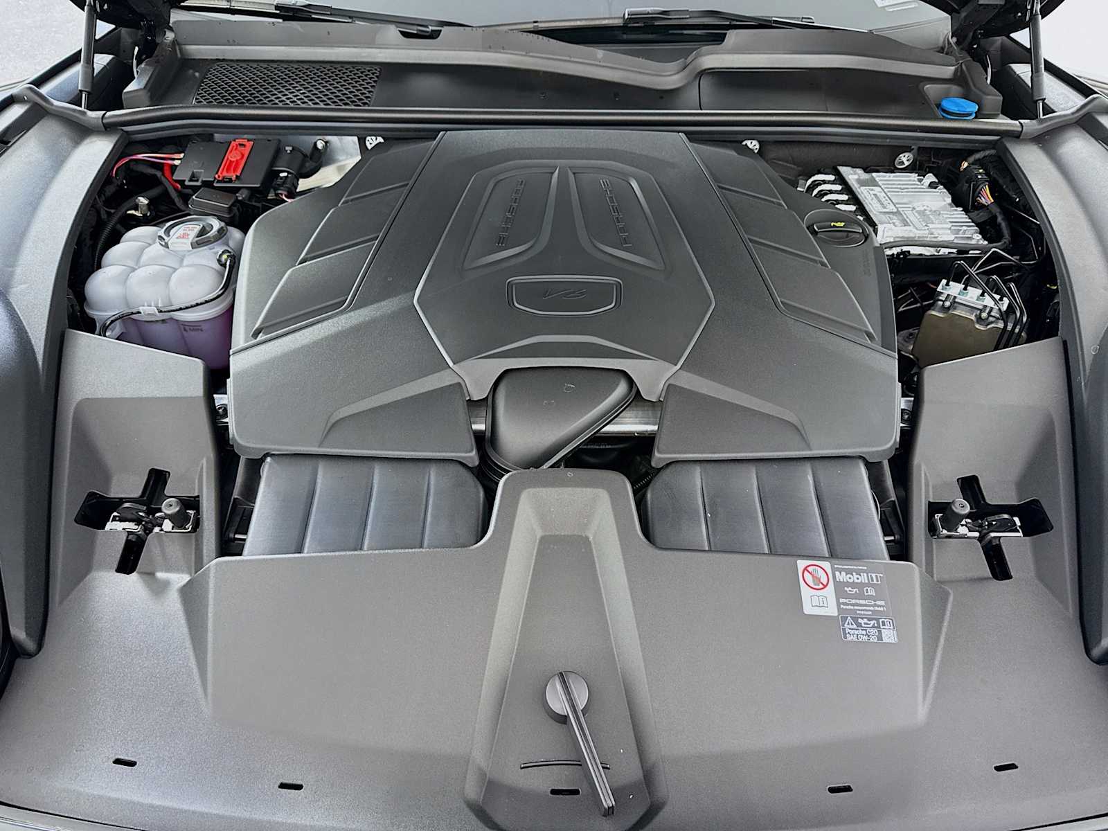 Thumbnail: 2025 Porsche Cayenne - 23