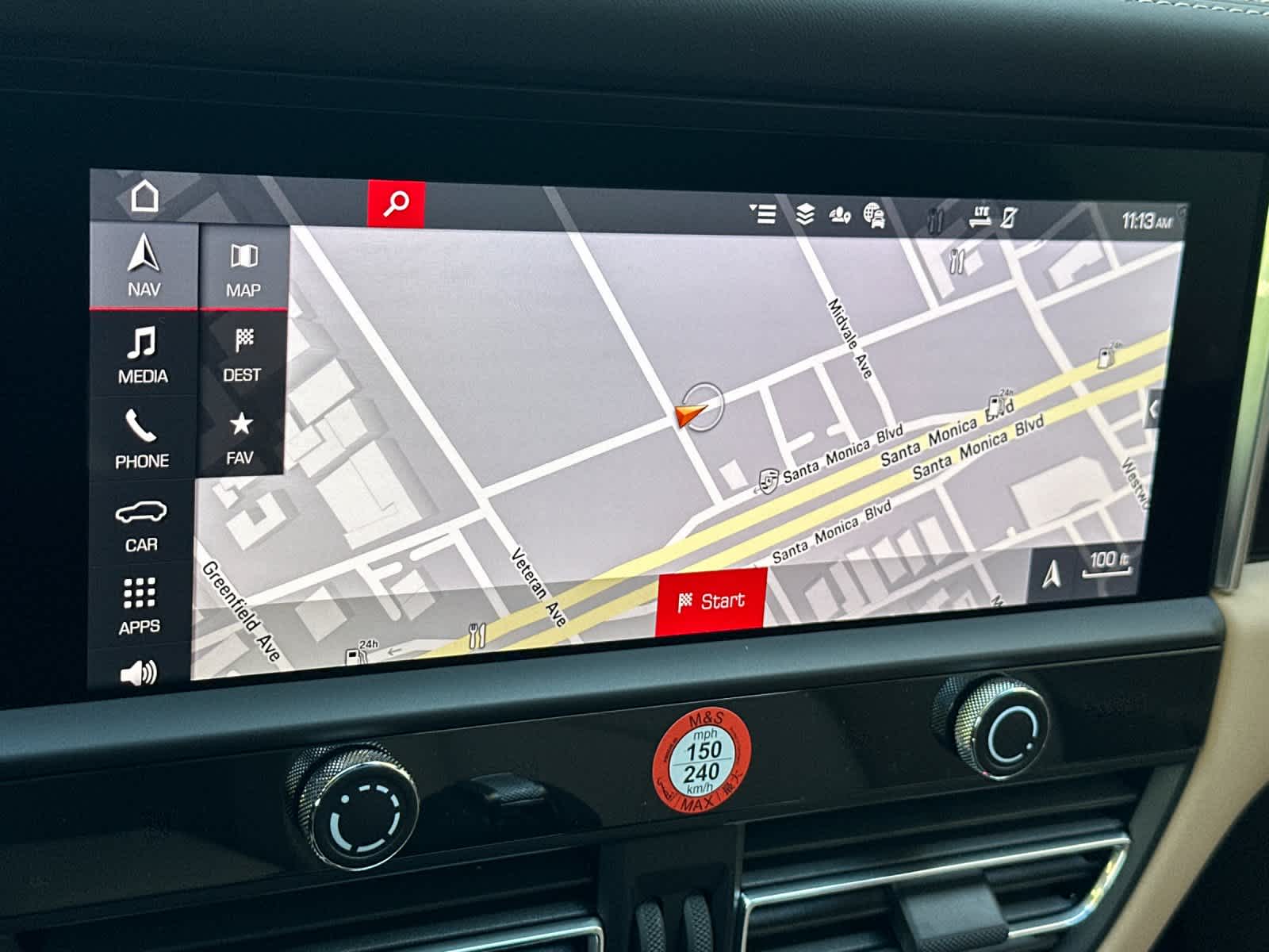 Thumbnail: 2026 Porsche Macan - 22