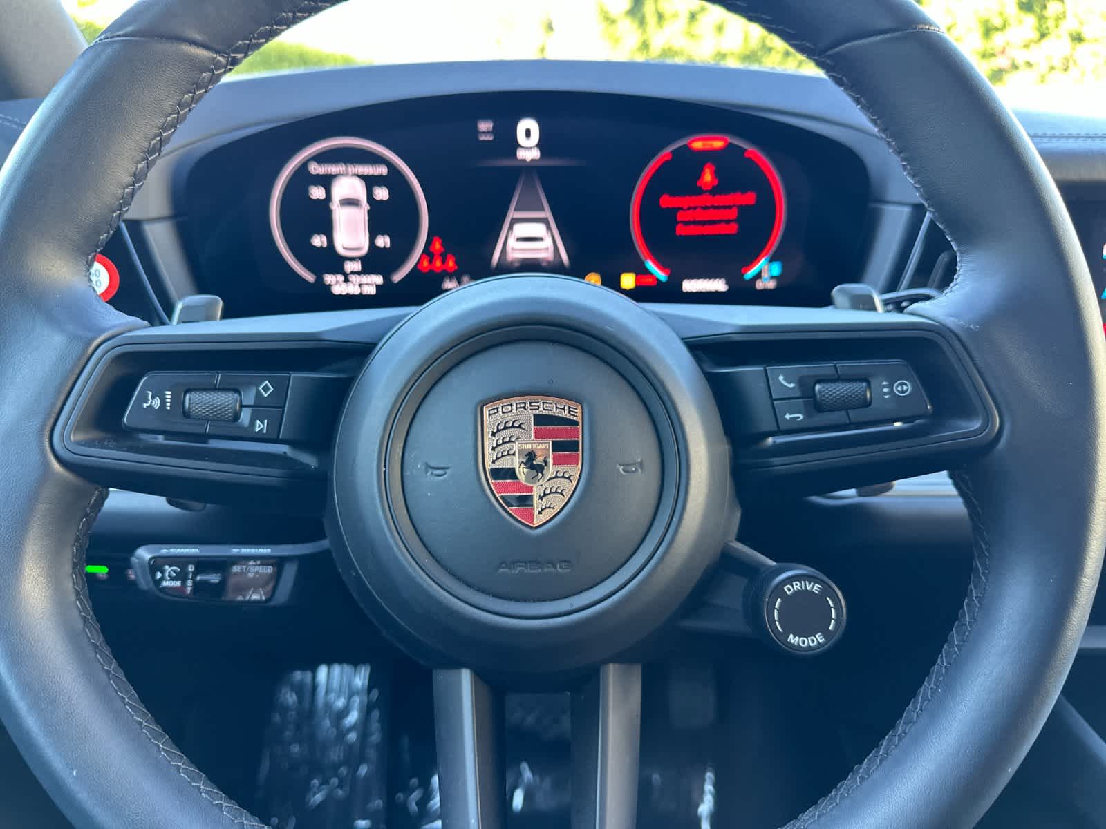 Thumbnail: 2024 Porsche Cayenne - 25