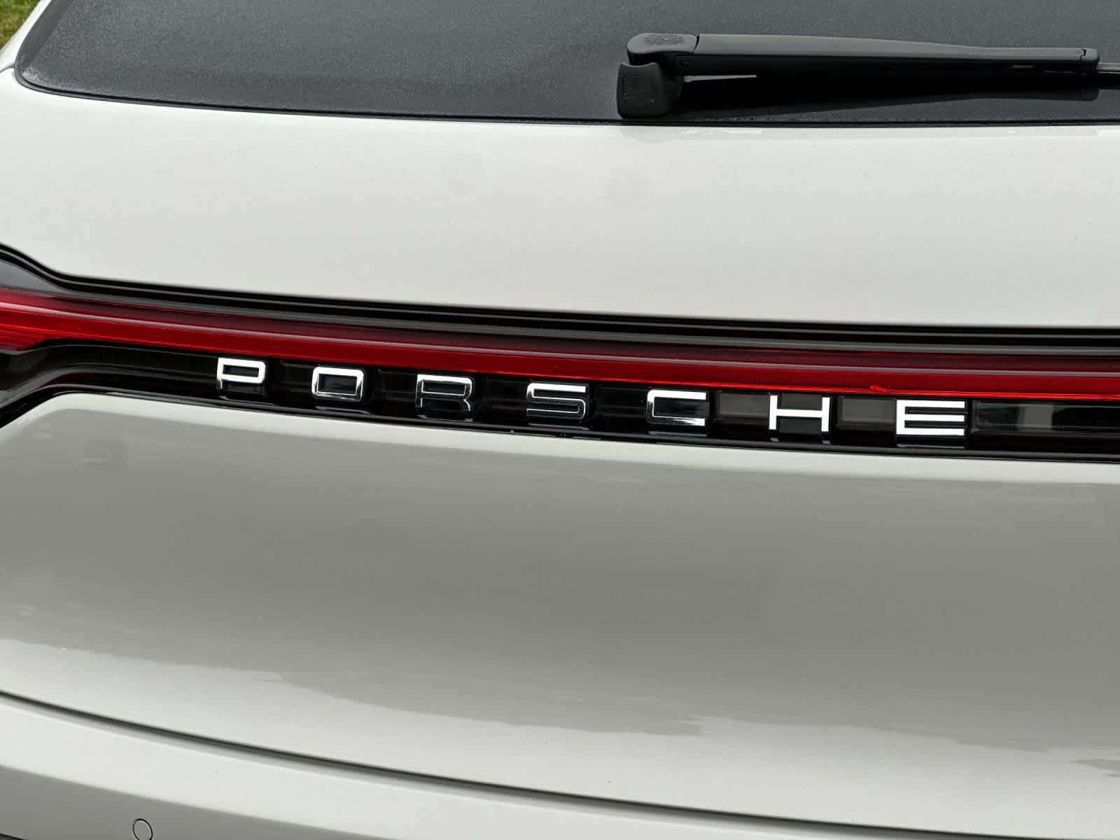 Thumbnail: 2025 Porsche Macan - 31