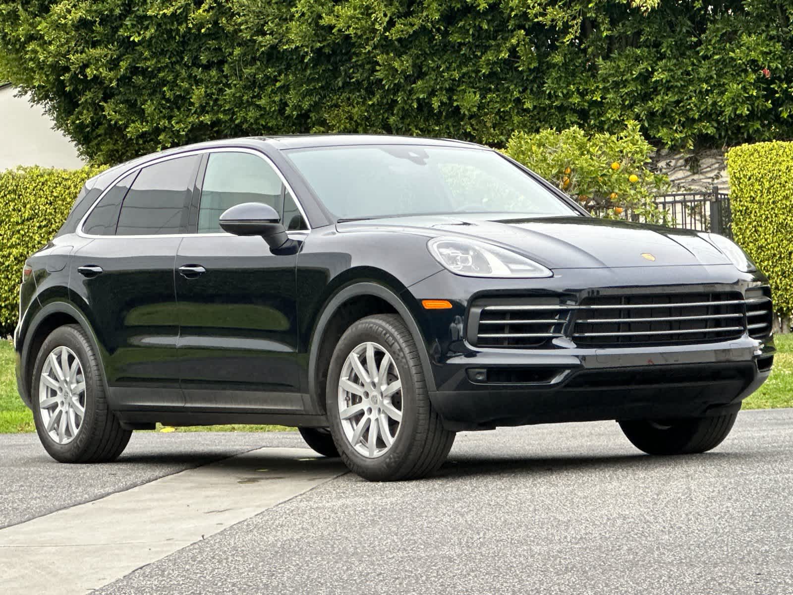 Thumbnail: 2023 Porsche Cayenne - 10