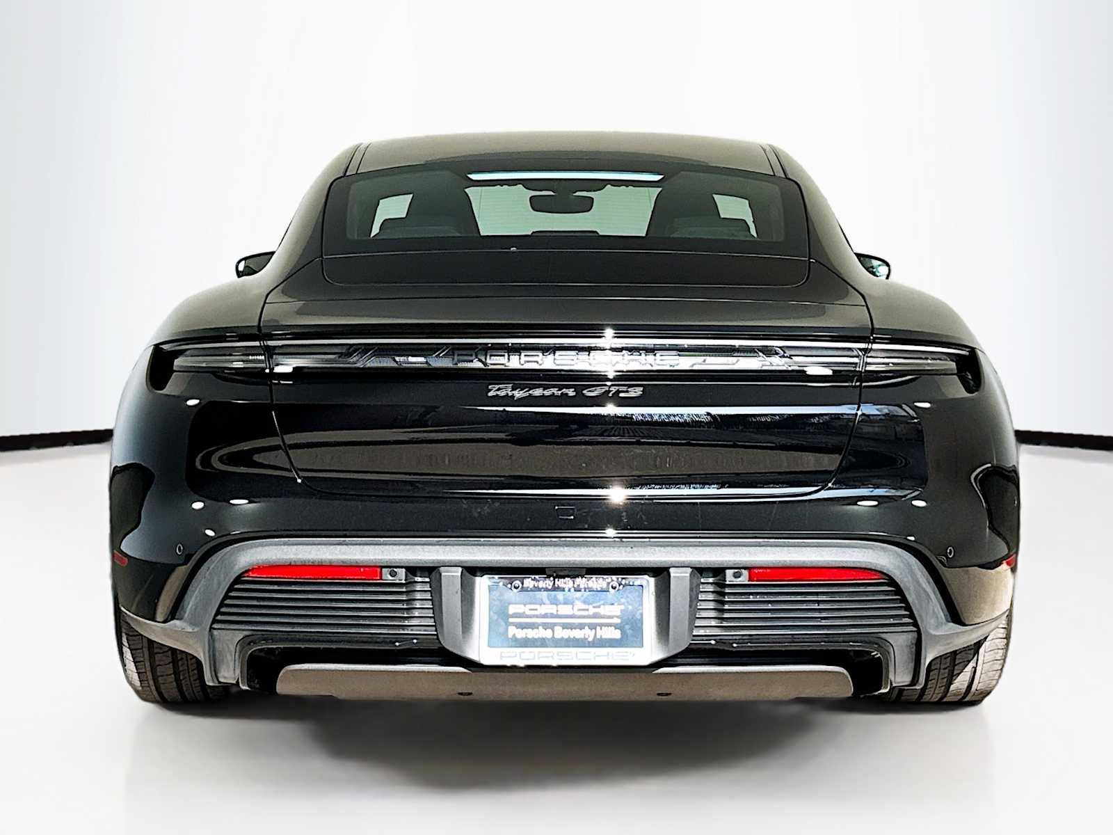 Thumbnail: 2026 Porsche Taycan - 10