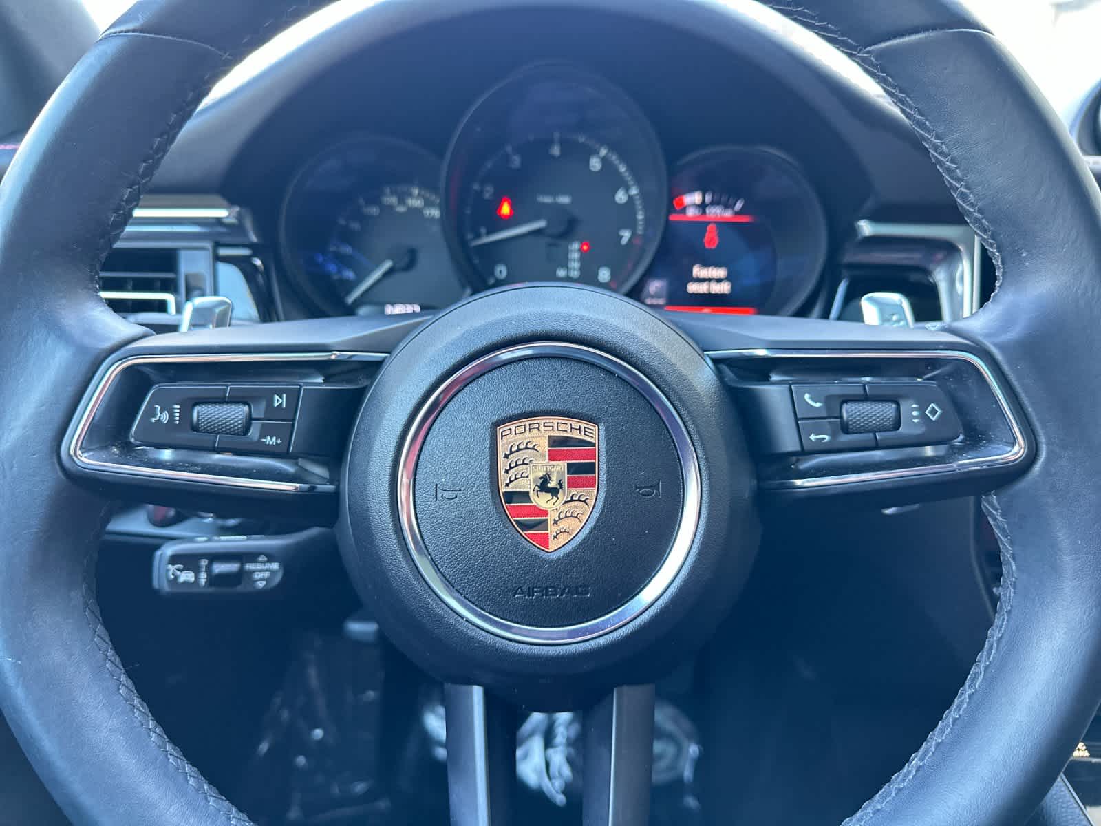 Thumbnail: 2025 Porsche Macan - 26