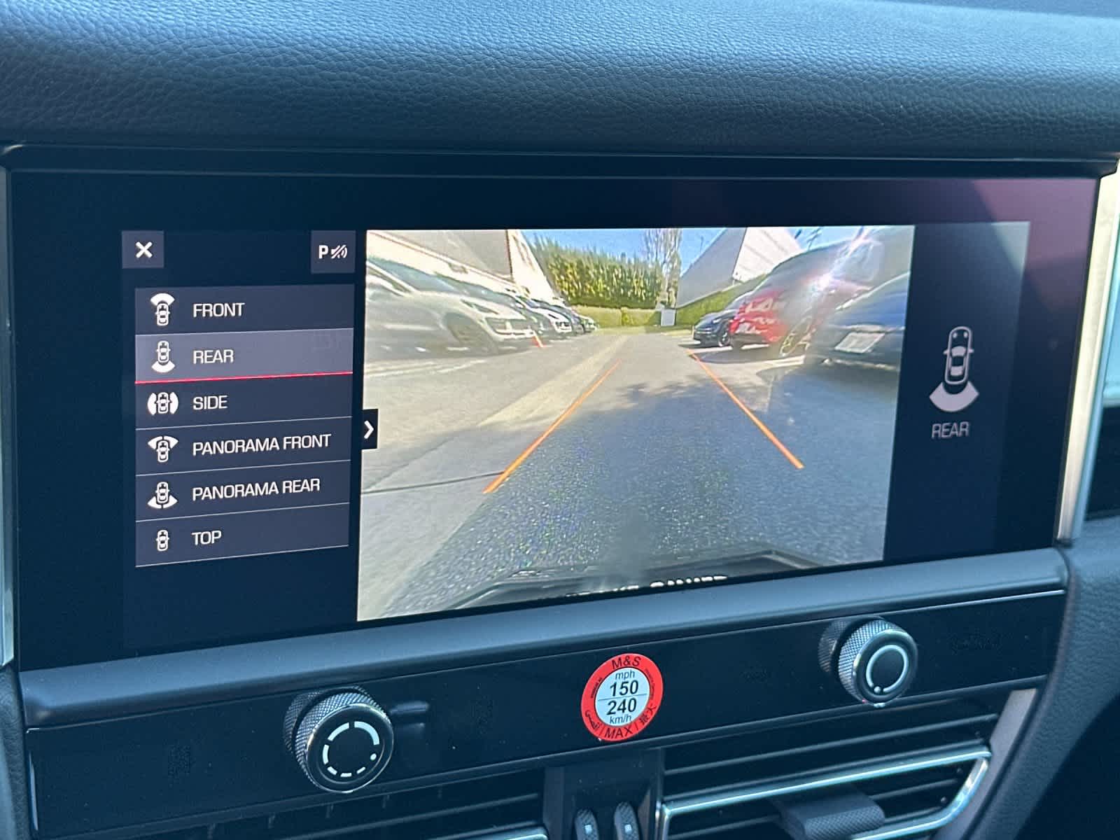 Thumbnail: 2025 Porsche Macan - 22