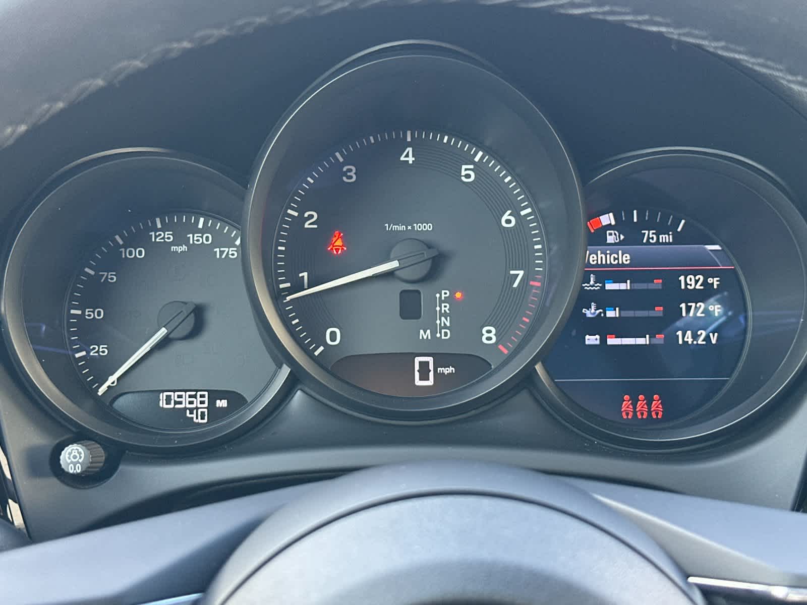 Thumbnail: 2025 Porsche Macan - 29