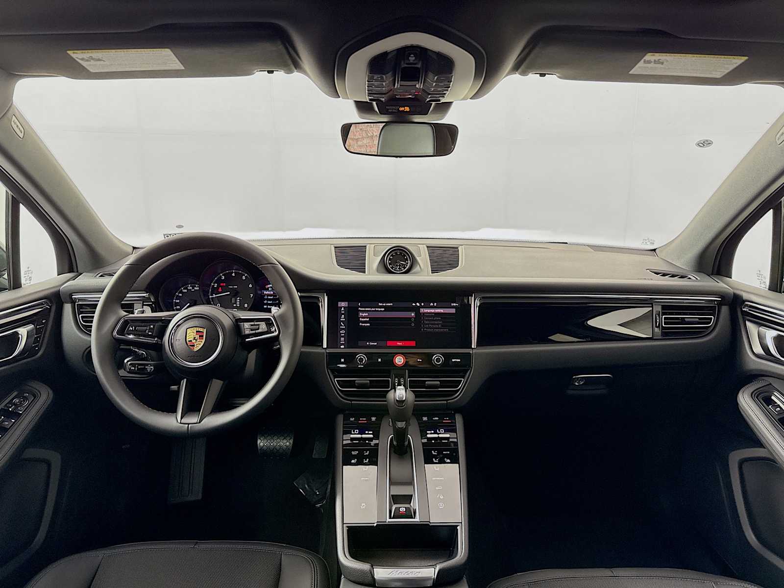 Thumbnail: 2026 Porsche Macan - 27