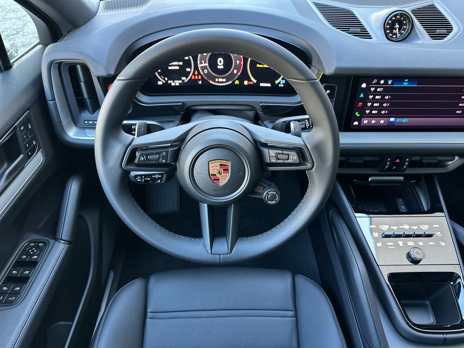 Thumbnail: 2026 Porsche Cayenne - 15