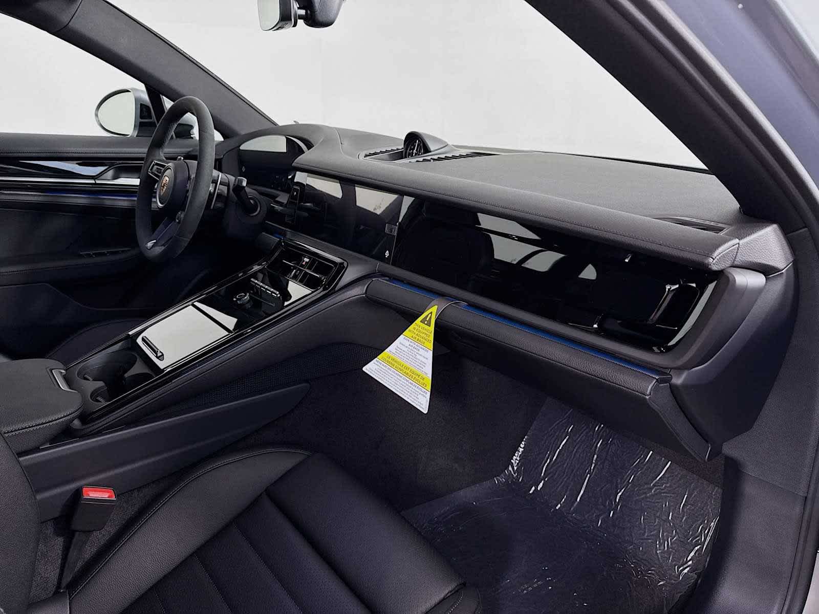 Thumbnail: 2026 Porsche Panamera - 22