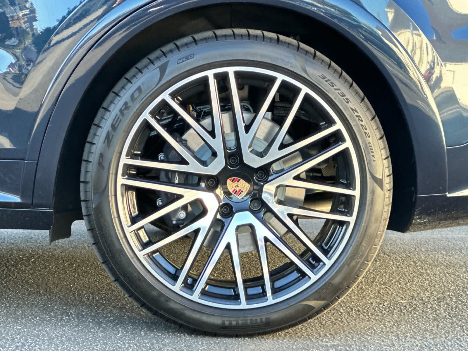 Thumbnail: 2026 Porsche Cayenne - 32