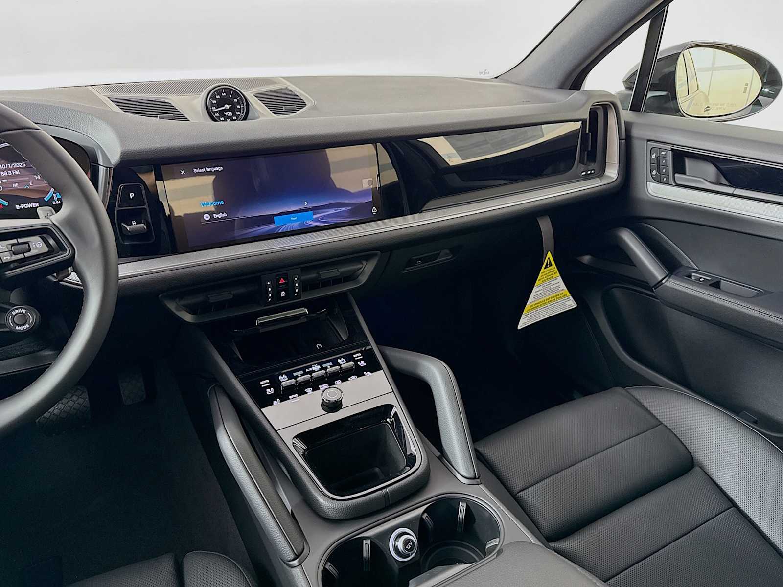 Thumbnail: 2026 Porsche Cayenne - 19