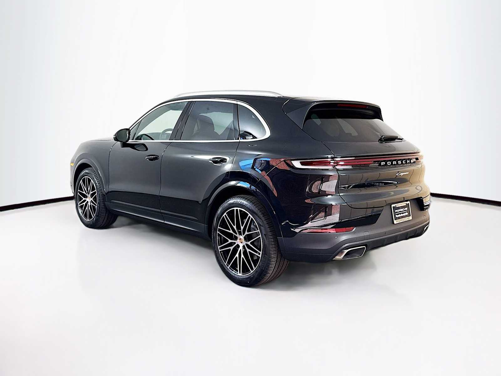 Thumbnail: 2026 Porsche Cayenne - 3