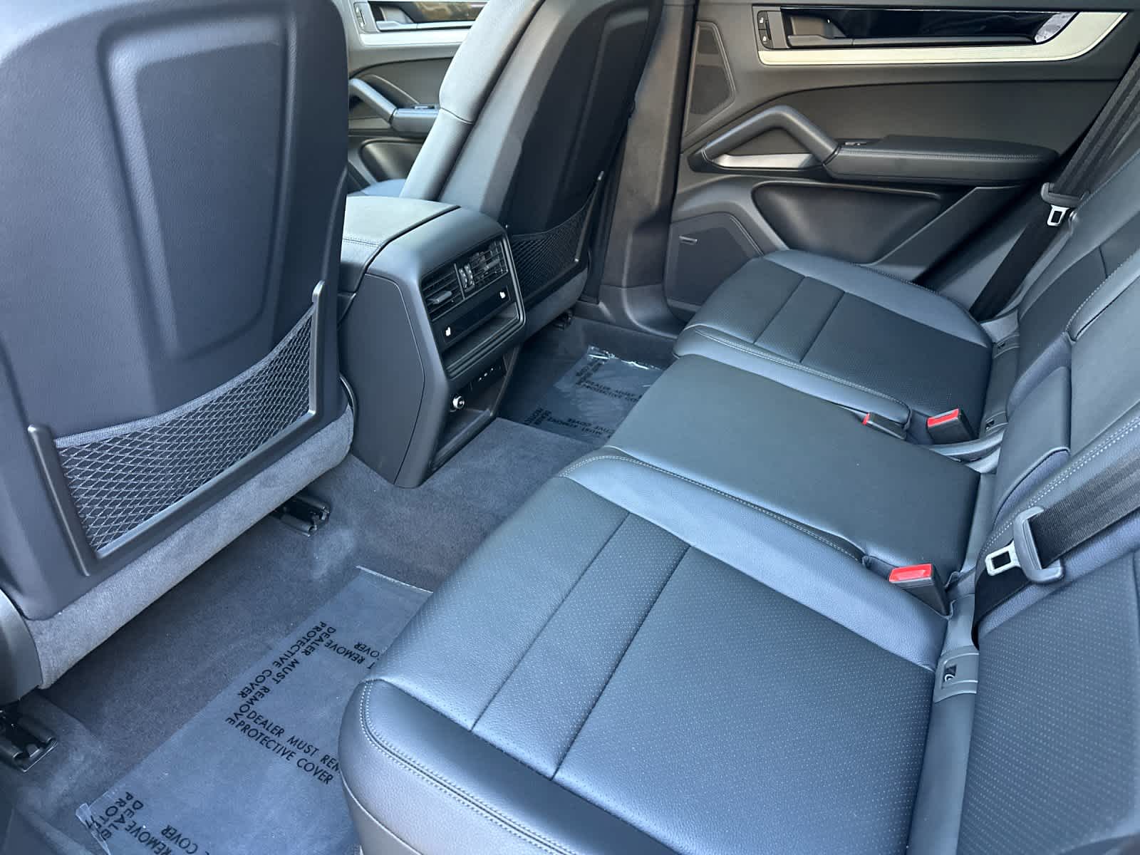 Thumbnail: 2025 Porsche Cayenne - 13