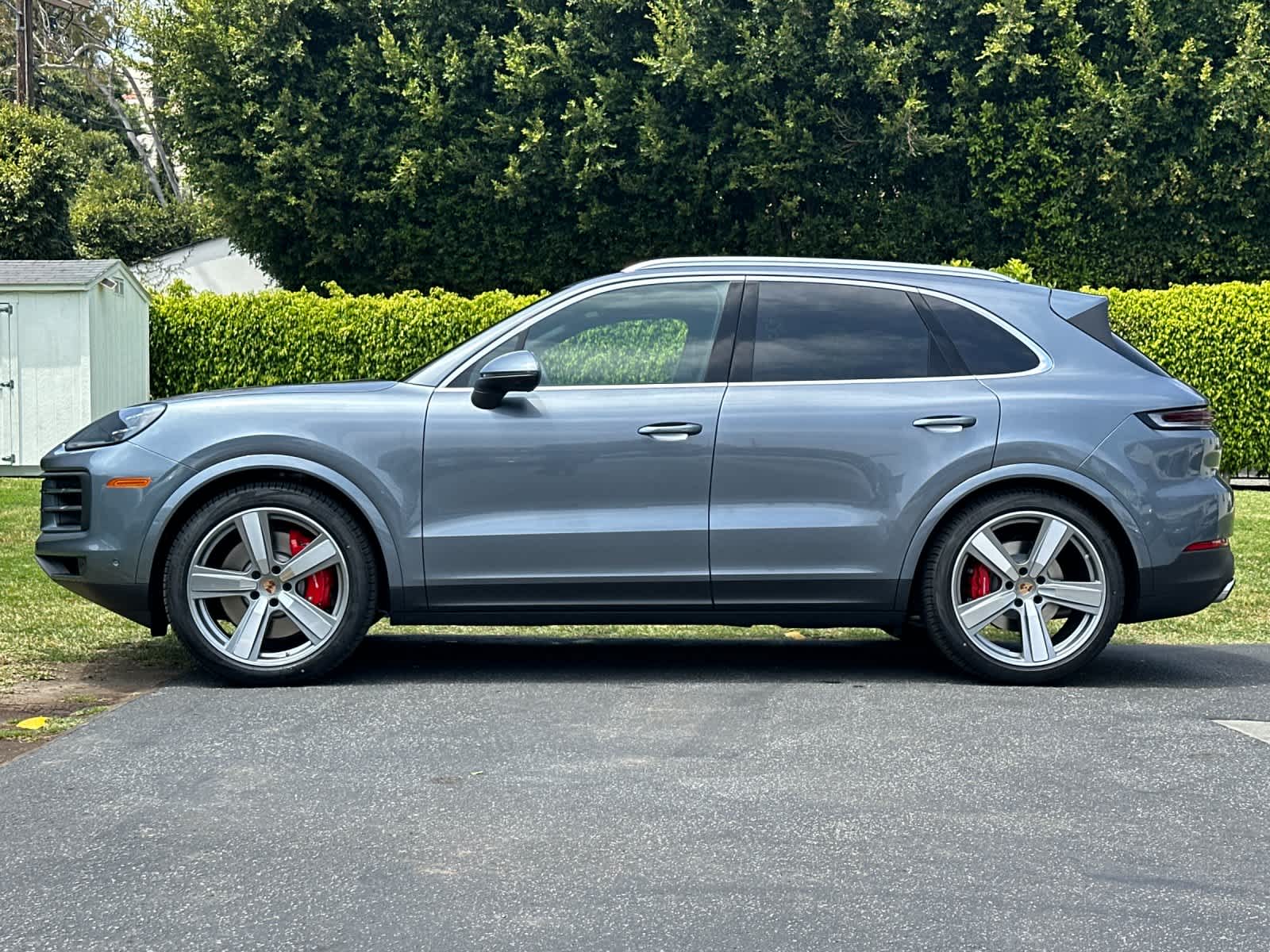 Thumbnail: 2026 Porsche Cayenne - 2
