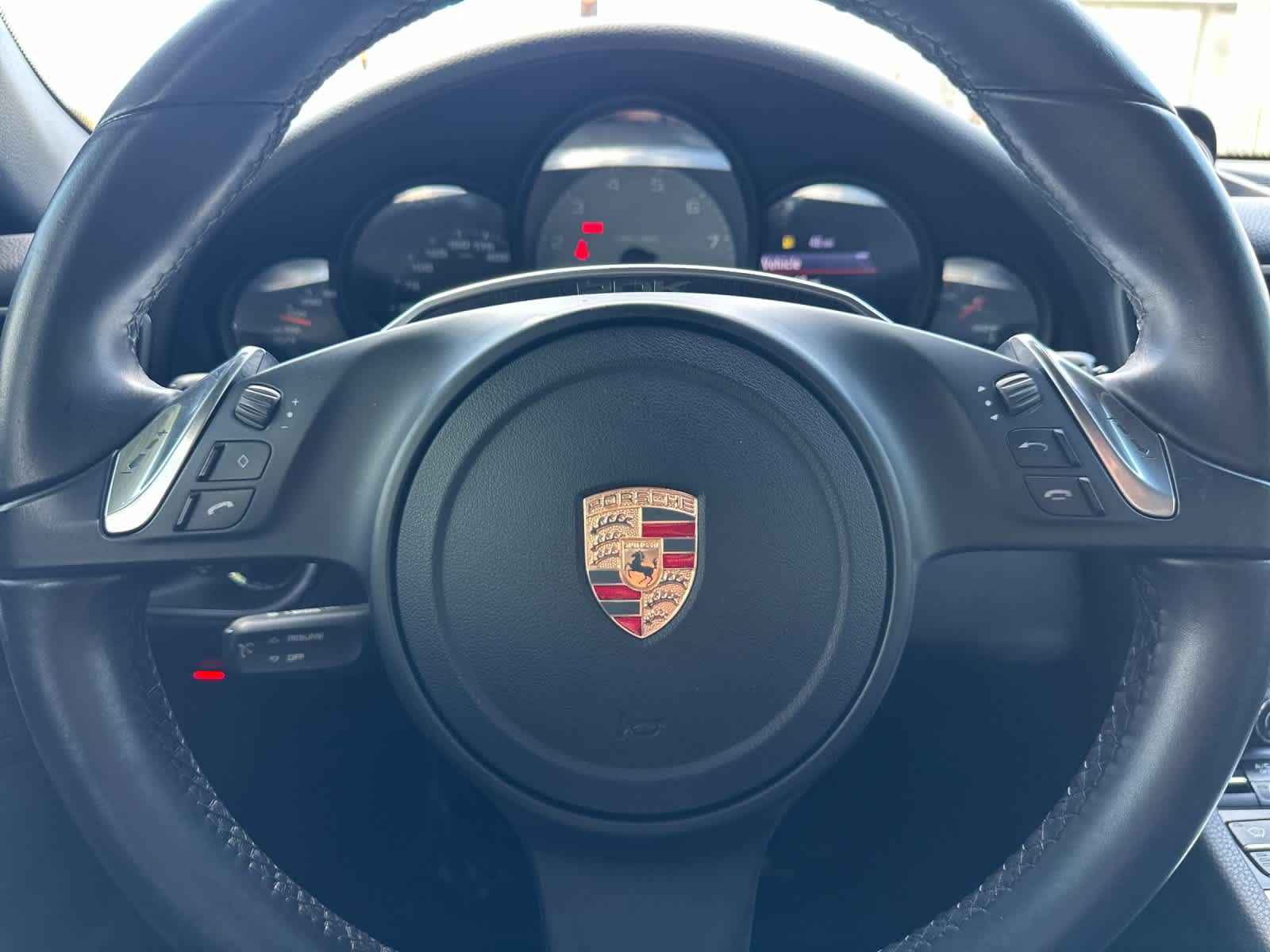 Thumbnail: 2015 Porsche 911 - 22
