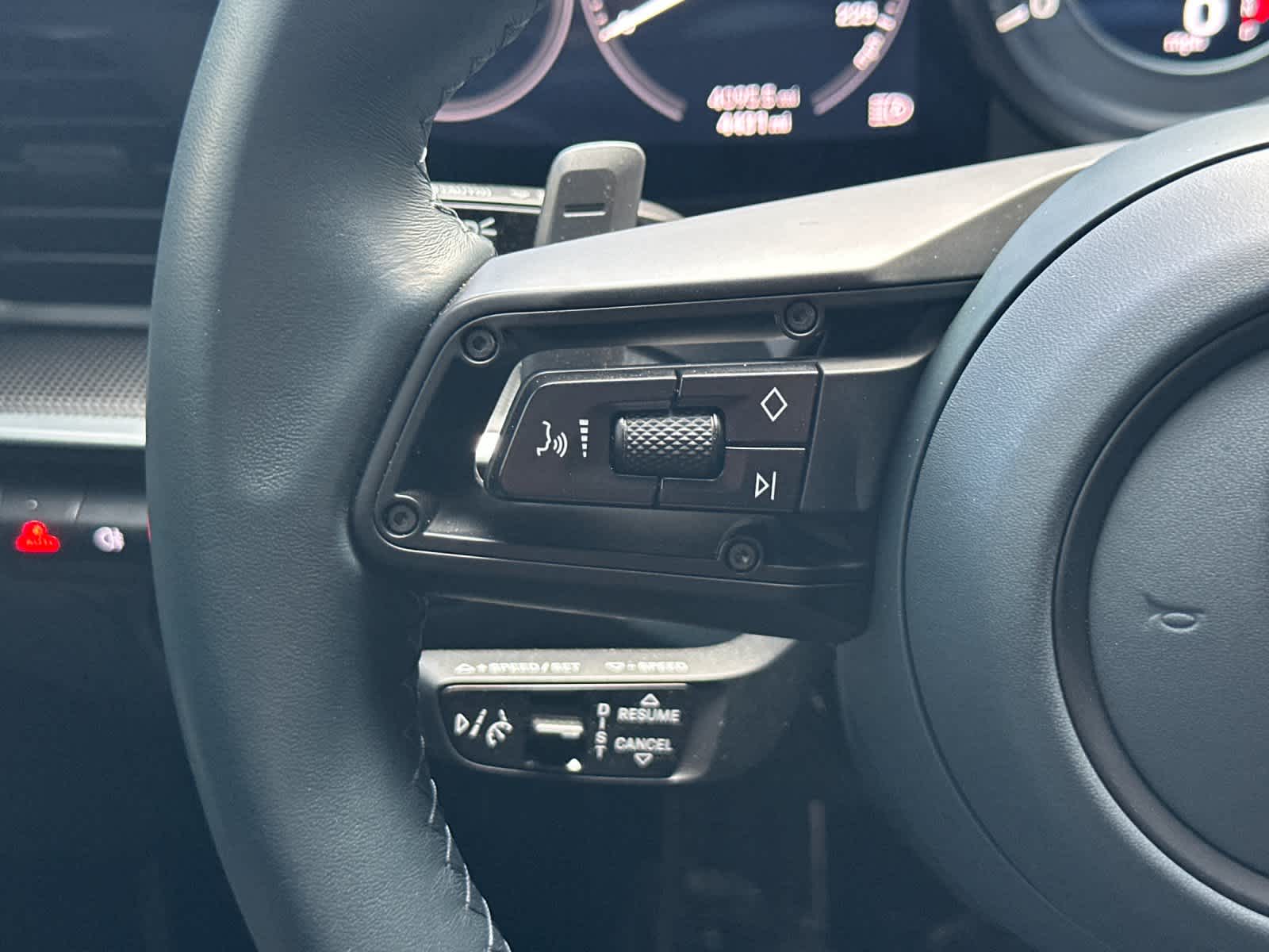 Thumbnail: 2024 Porsche 911 - 23