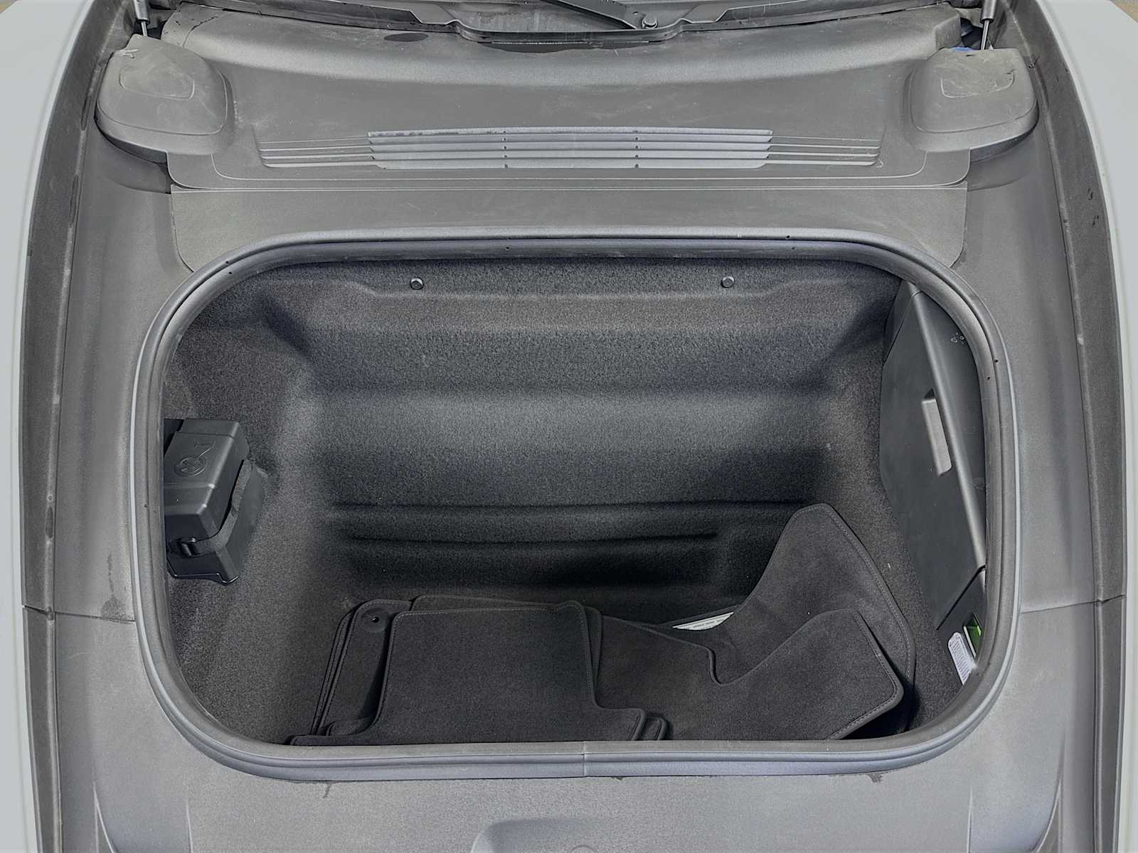 Thumbnail: 2025 Porsche 911 - 24