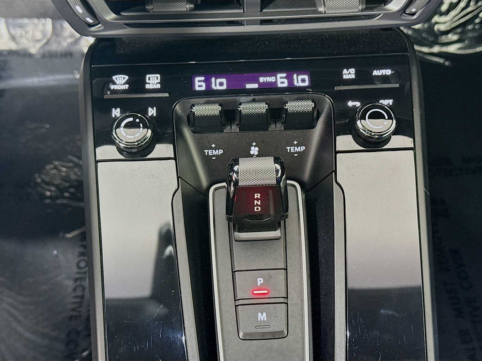 Thumbnail: 2023 Porsche 911 - 13