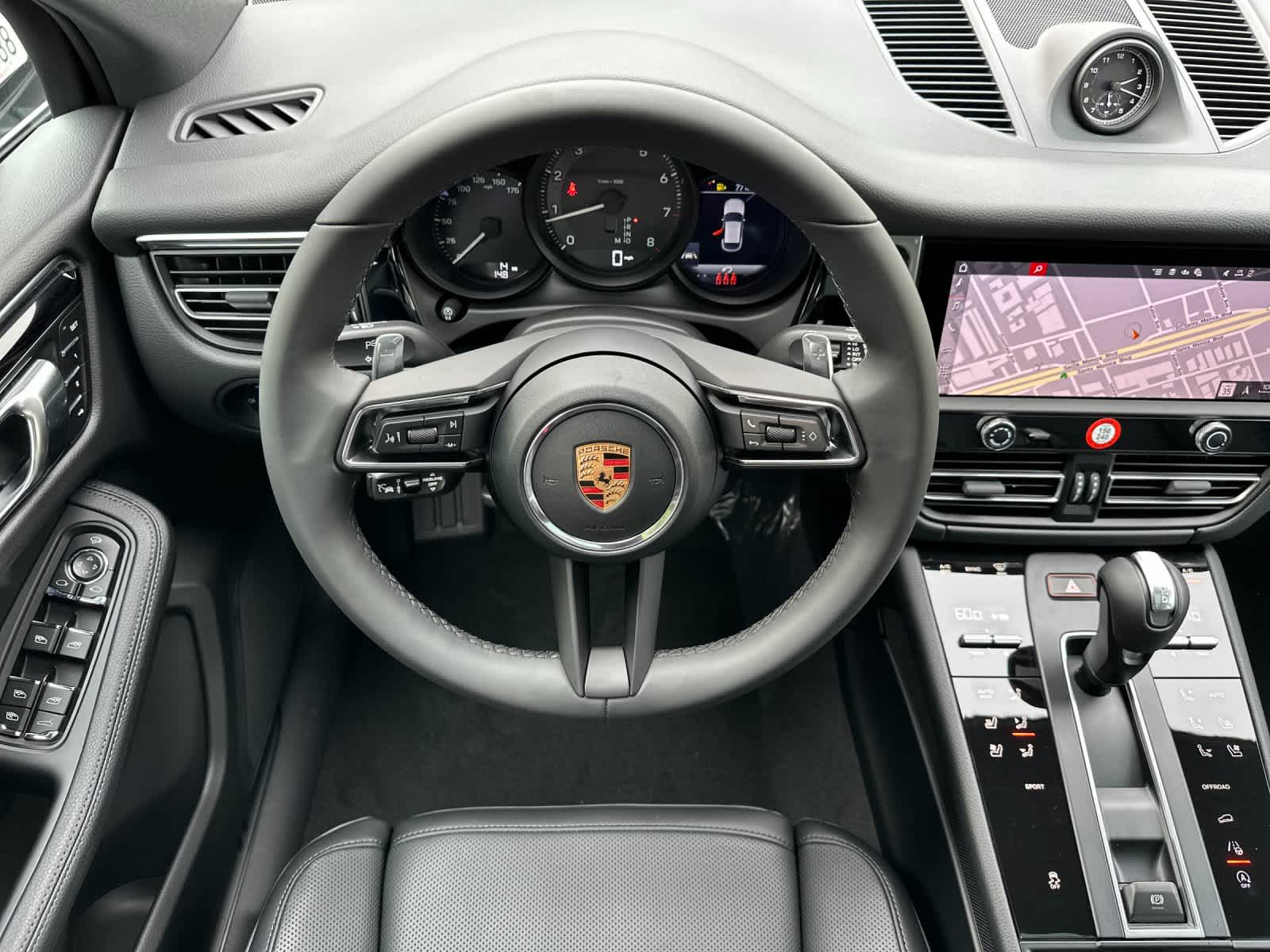 Thumbnail: 2026 Porsche Macan - 15