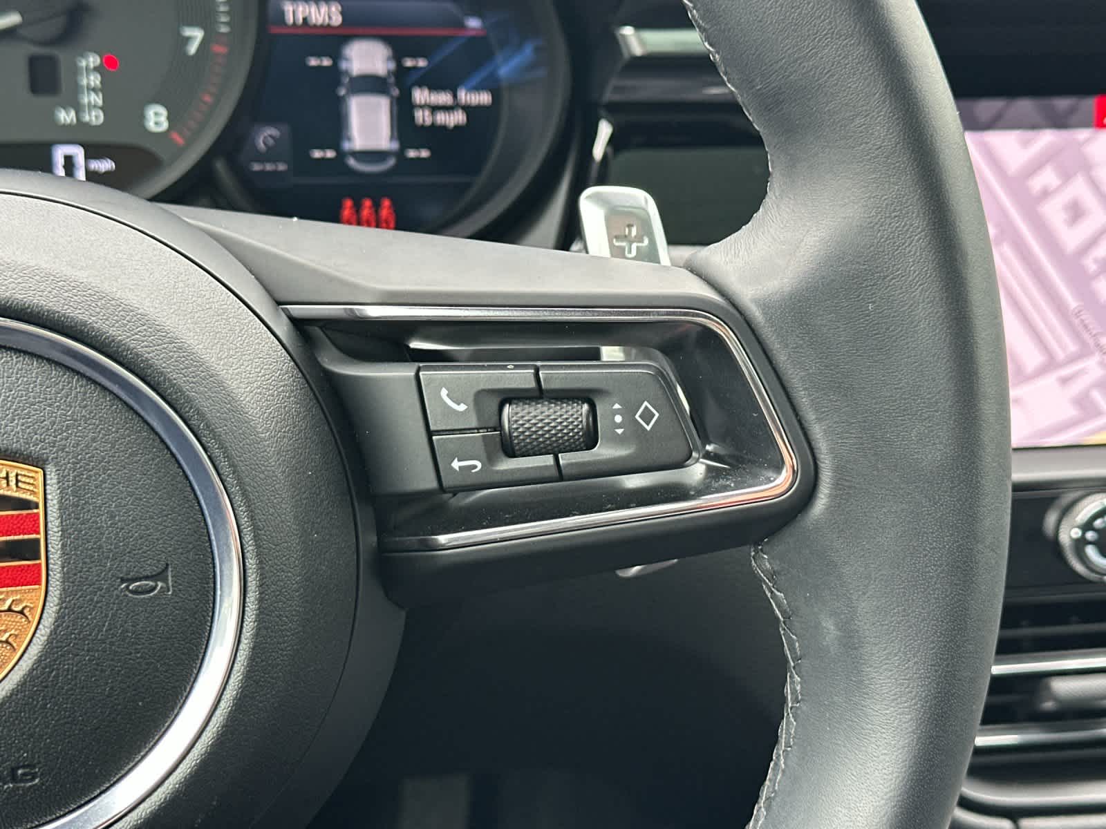 Thumbnail: 2025 Porsche Macan - 28