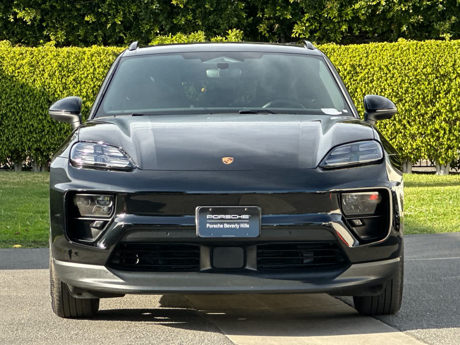 Thumbnail: 2025 Porsche Macan - 11