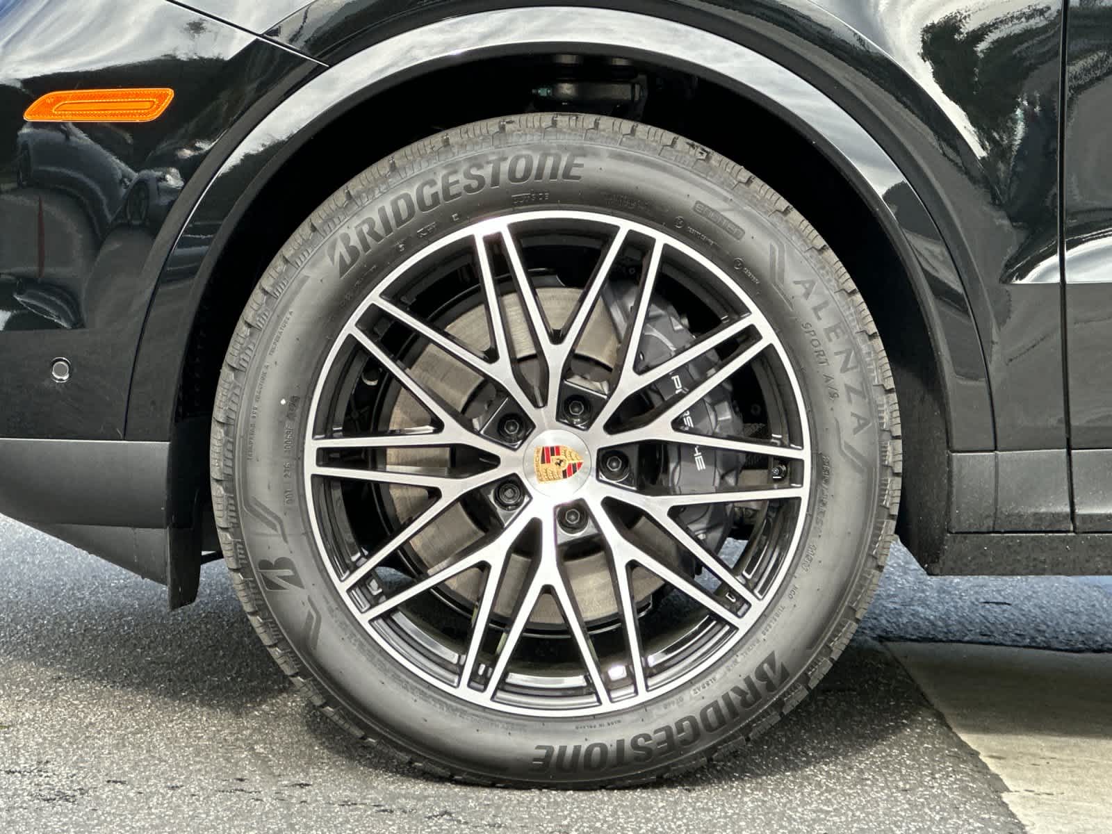 Thumbnail: 2026 Porsche Cayenne - 32