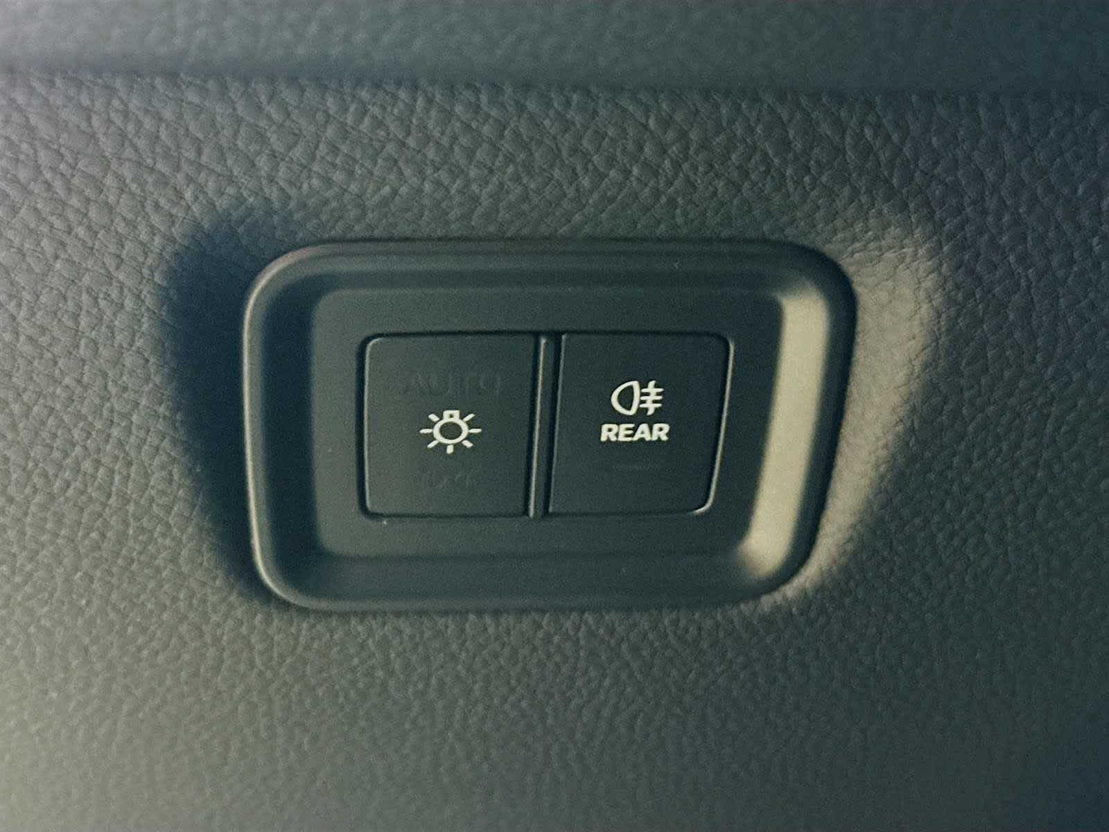 Thumbnail: 2024 Porsche Cayenne - 11