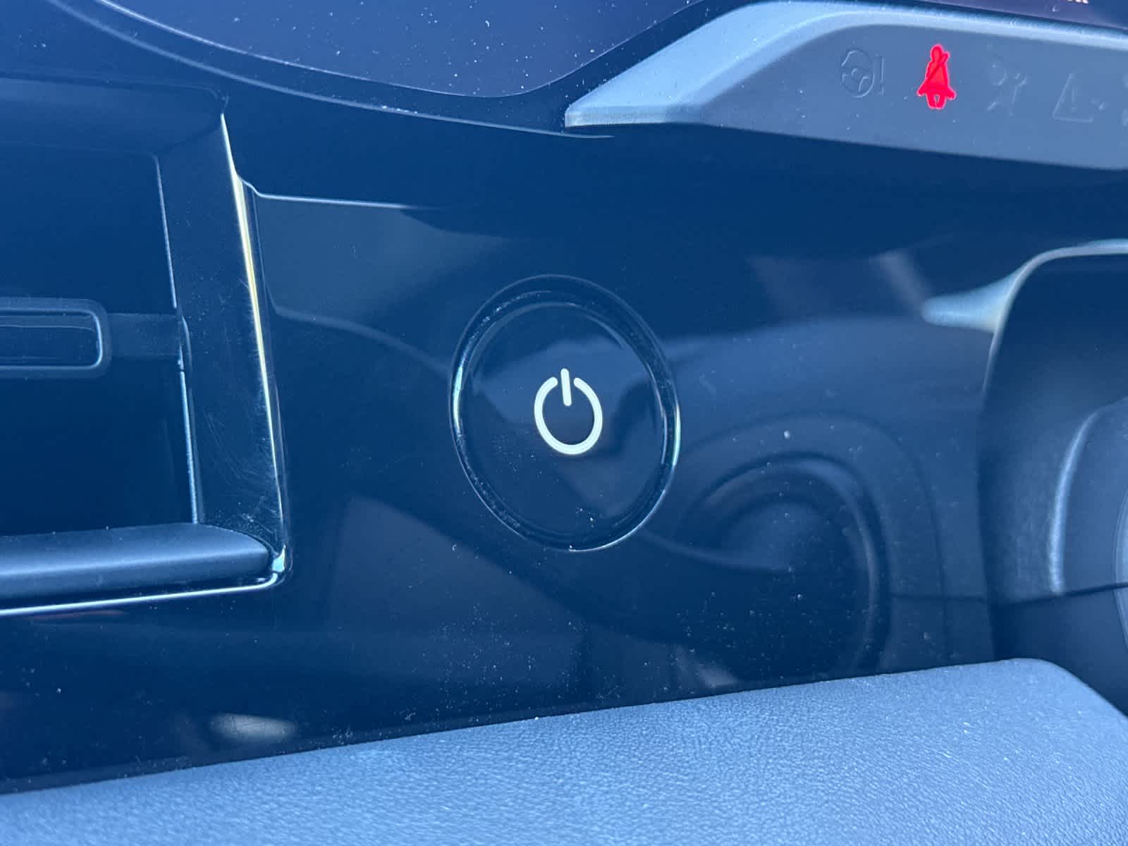 Thumbnail: 2022 Porsche Taycan - 24