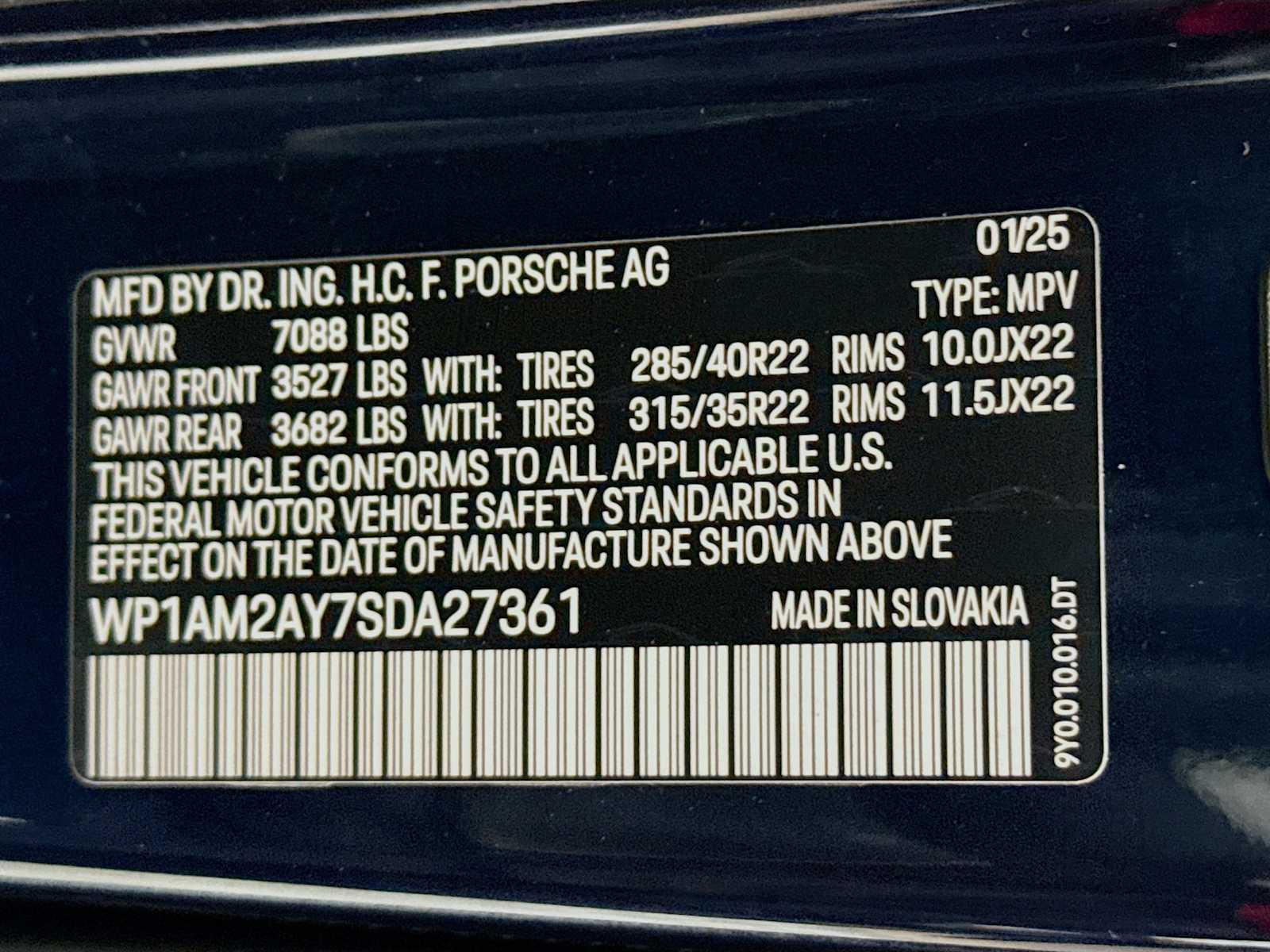 Thumbnail: 2025 Porsche Cayenne - 25