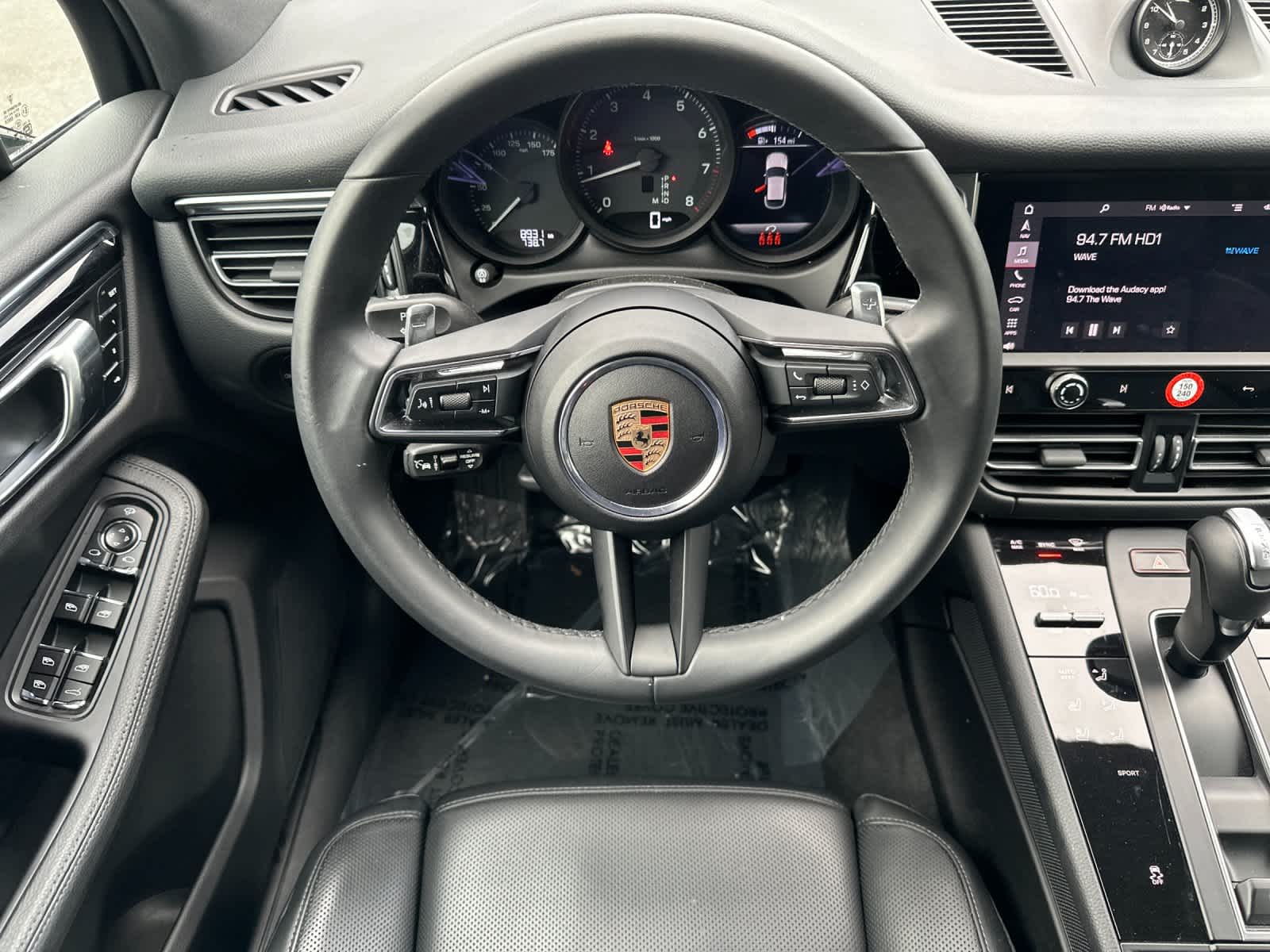 Thumbnail: 2025 Porsche Macan - 15