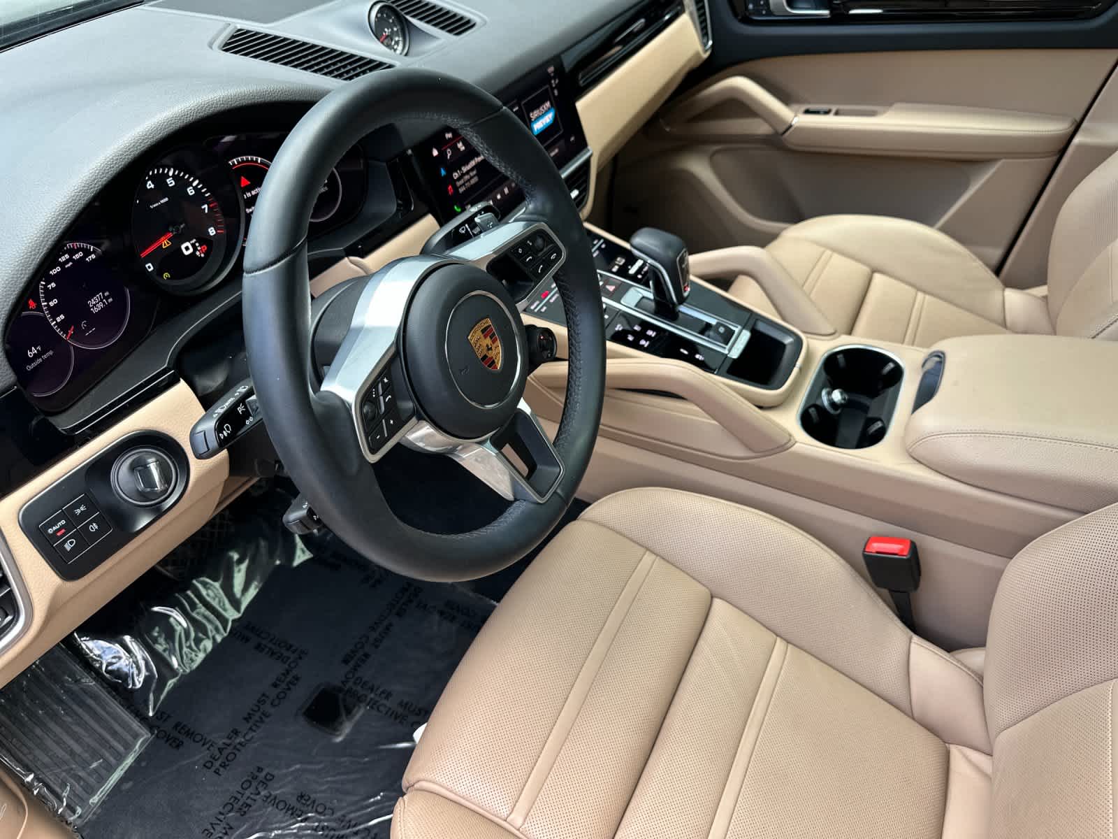 Thumbnail: 2022 Porsche Cayenne - 4