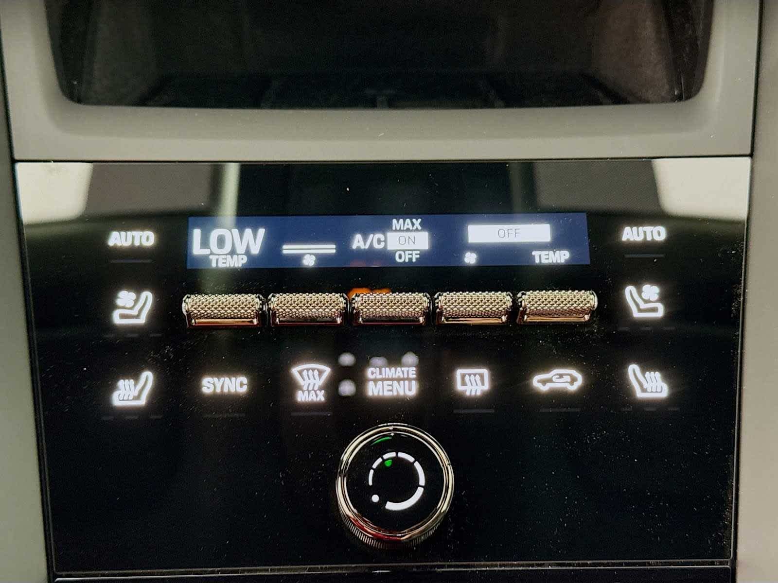 Thumbnail: 2025 Porsche Macan - 13