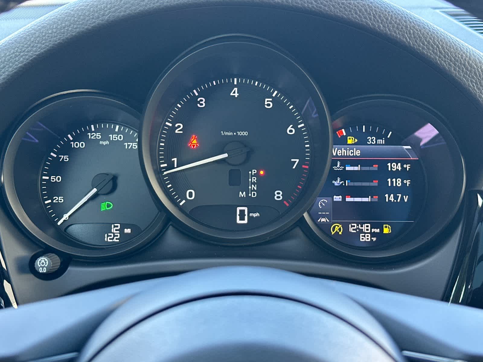 Thumbnail: 2026 Porsche Macan - 29