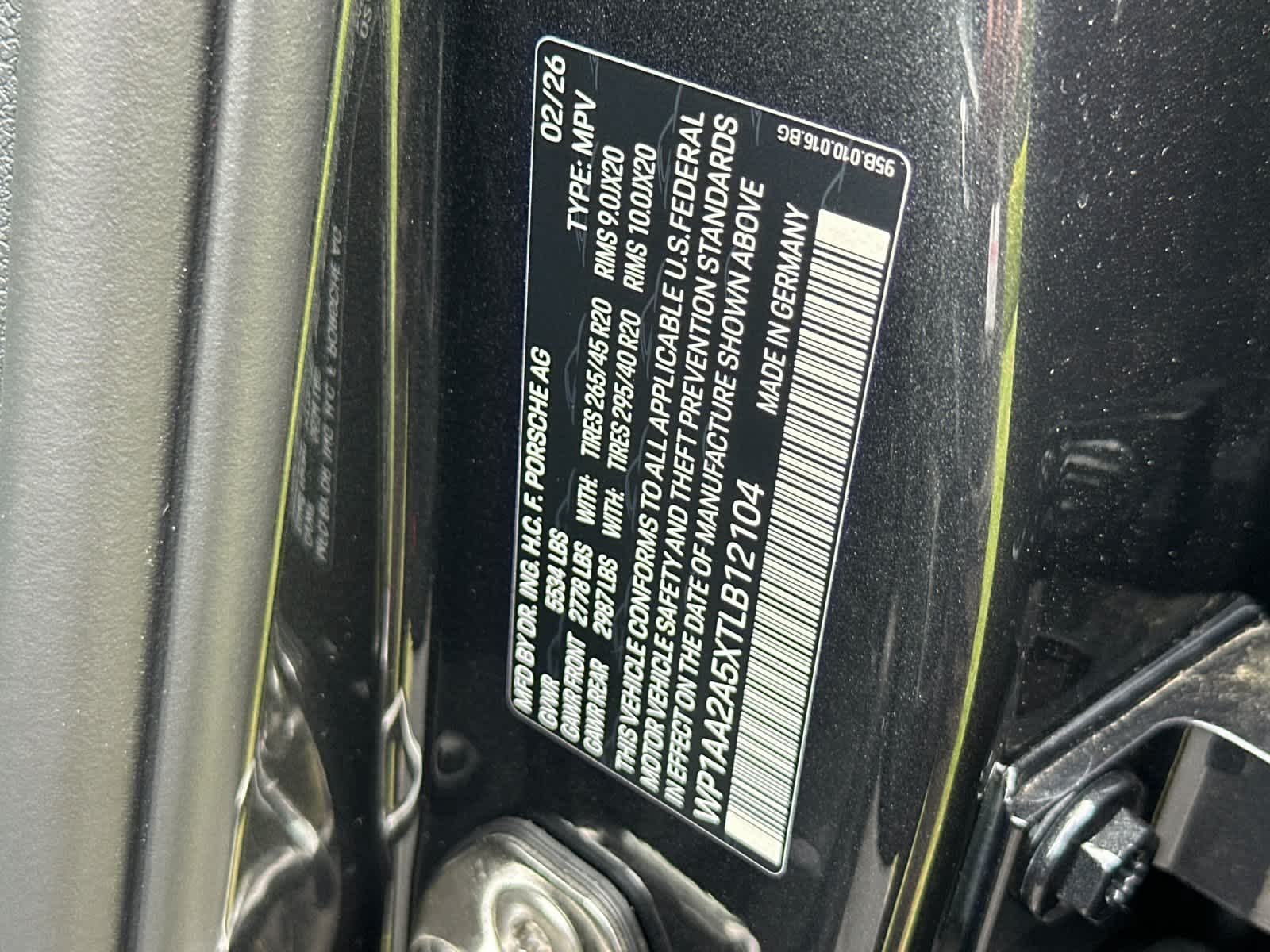 Thumbnail: 2026 Porsche Macan - 33