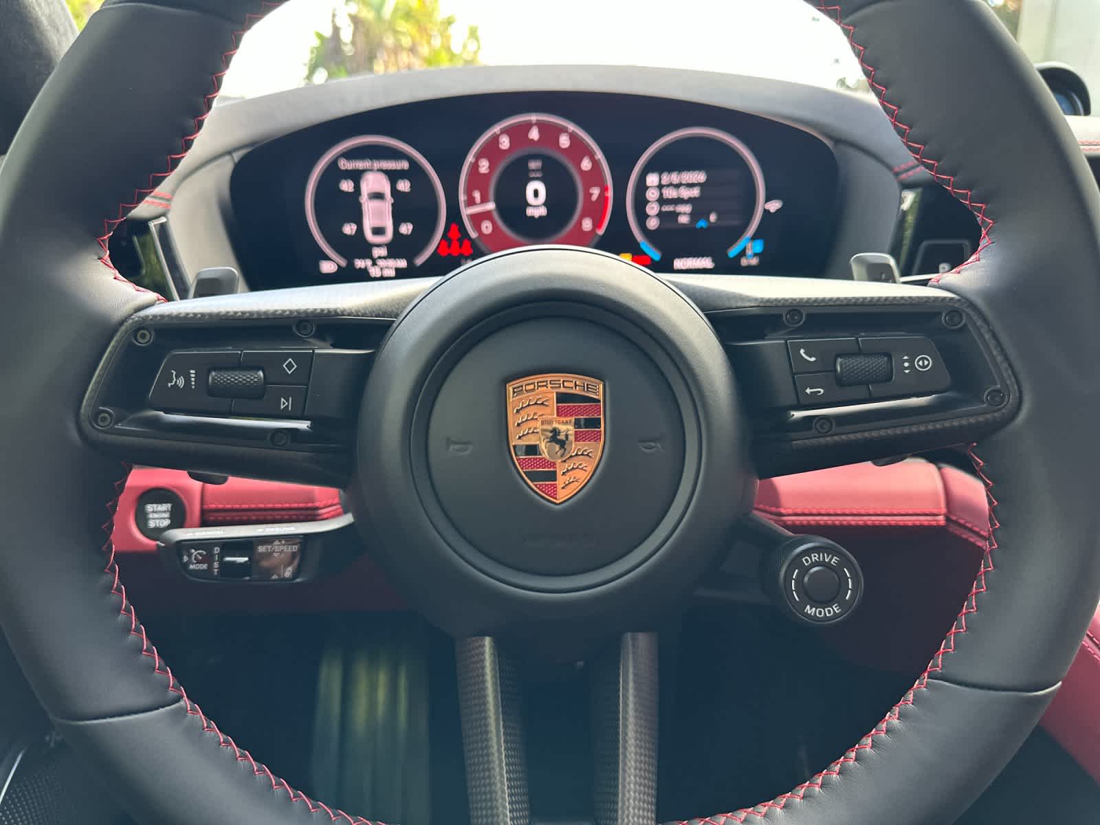 Thumbnail: 2026 Porsche Panamera - 27