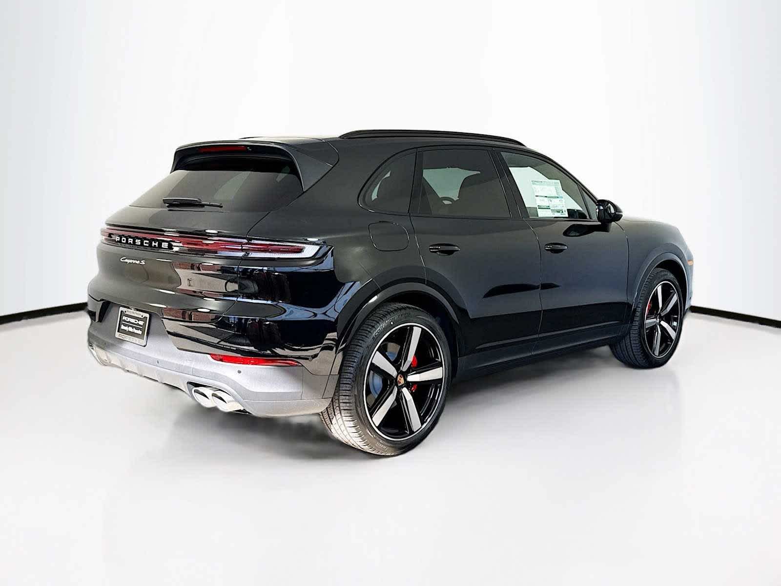Thumbnail: 2026 Porsche Cayenne - 9