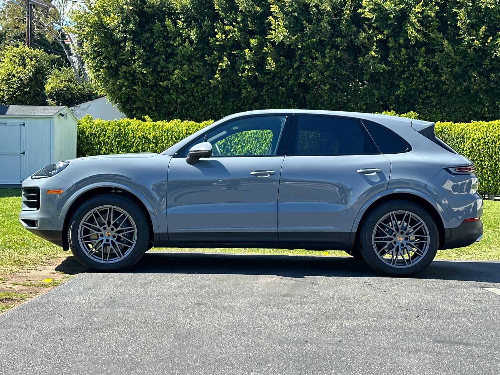 Thumbnail: 2026 Porsche Cayenne - 2