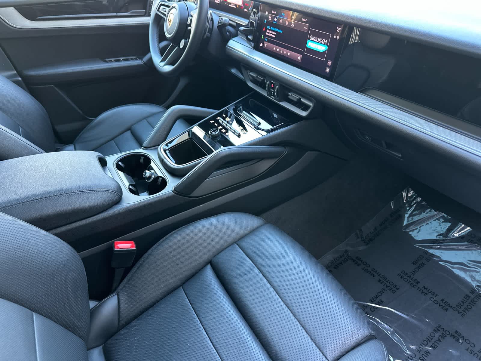 Thumbnail: 2025 Porsche Cayenne - 17