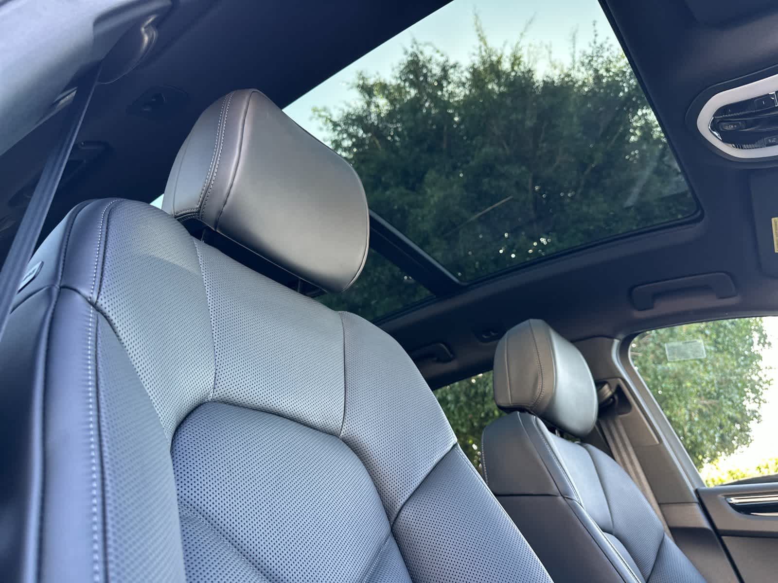 Thumbnail: 2026 Porsche Macan - 18