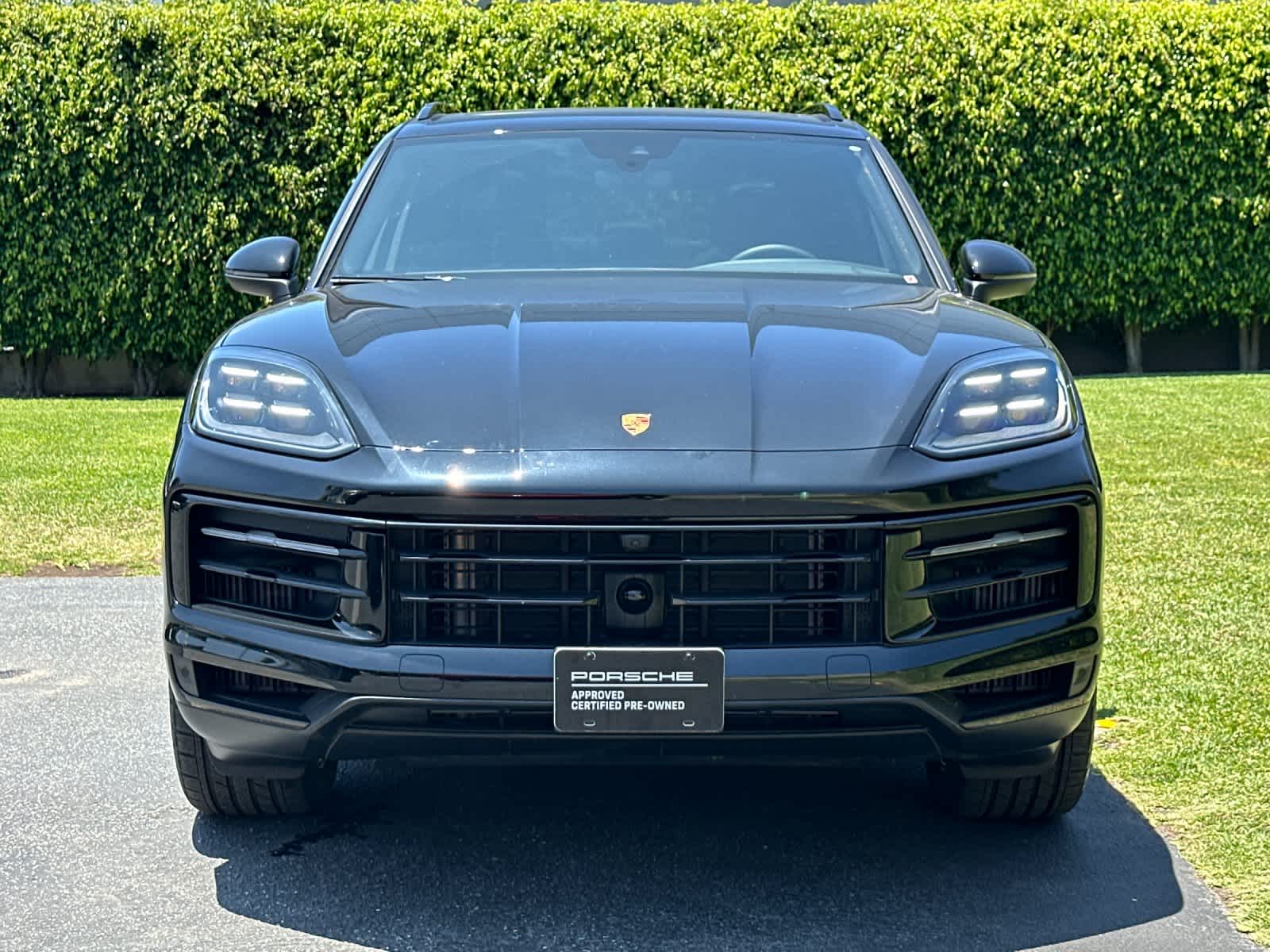 Thumbnail: 2026 Porsche Cayenne - 10